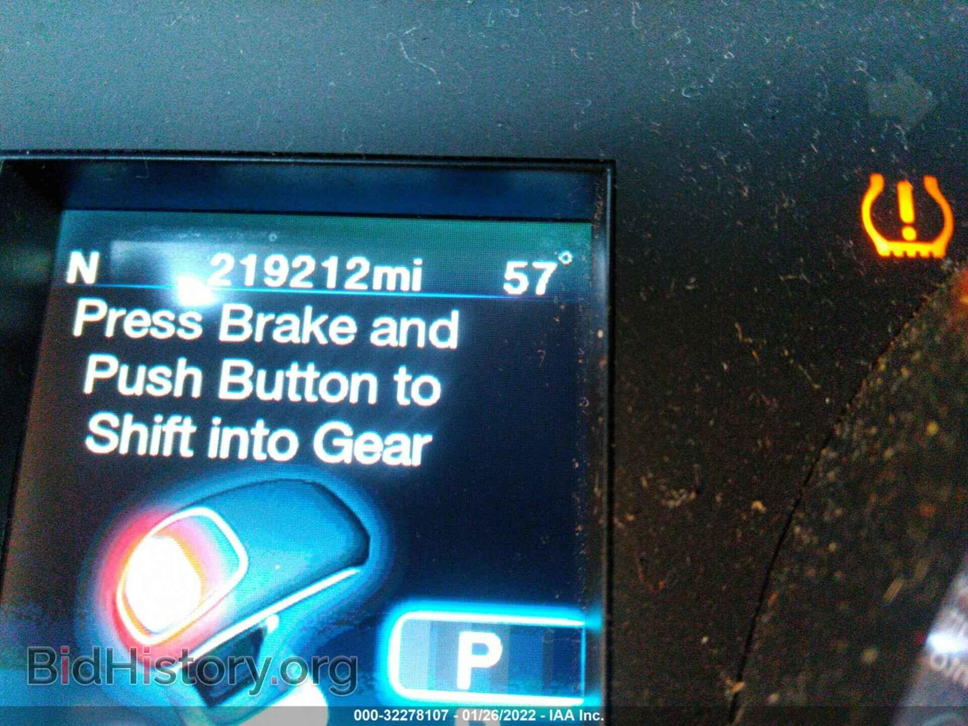 2012 CHRYSLER 300 - VIN: 2C3CCABG8CH143318 - Фото 7