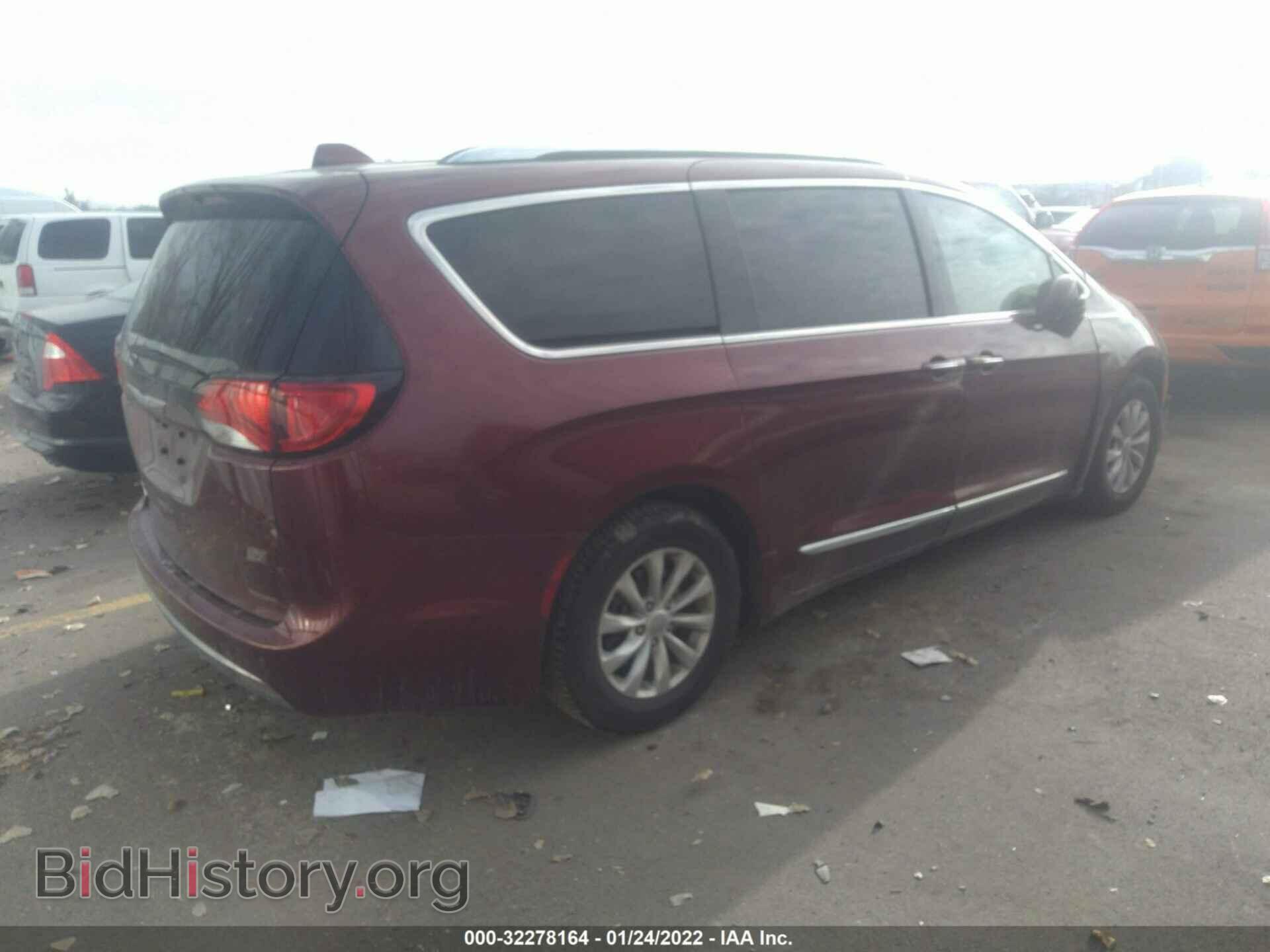 2018 CHRYSLER PACIFICA - VIN: 2C4RC1BG3JR119831 - Фото 4