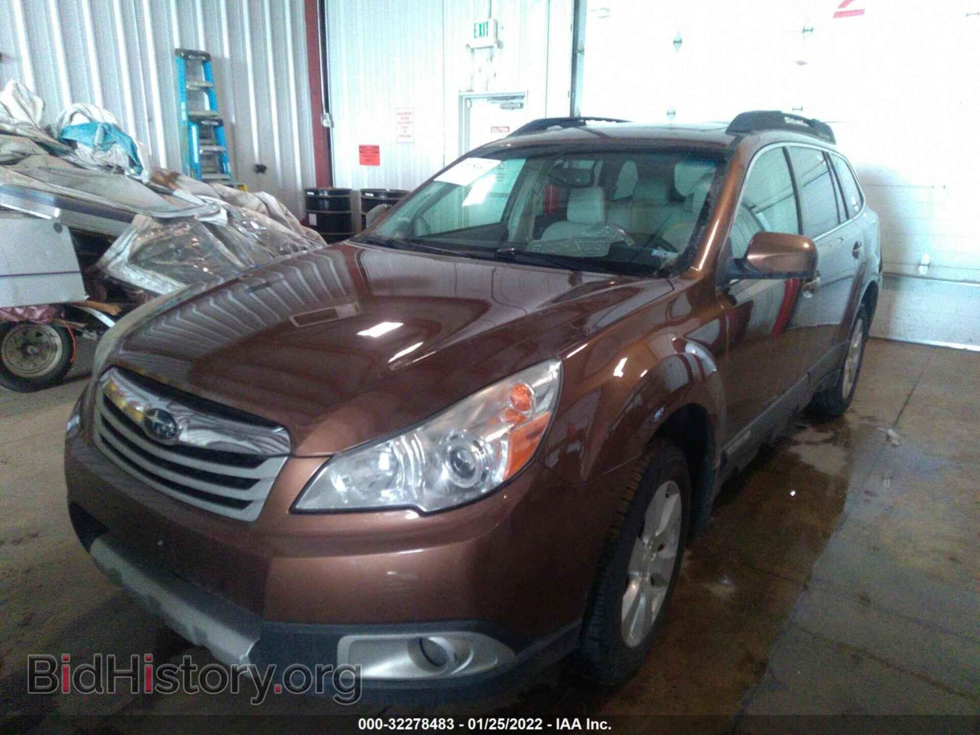 2011 SUBARU OUTBACK - VIN: 4S4BRBKC8B3334775 - Фото 2
