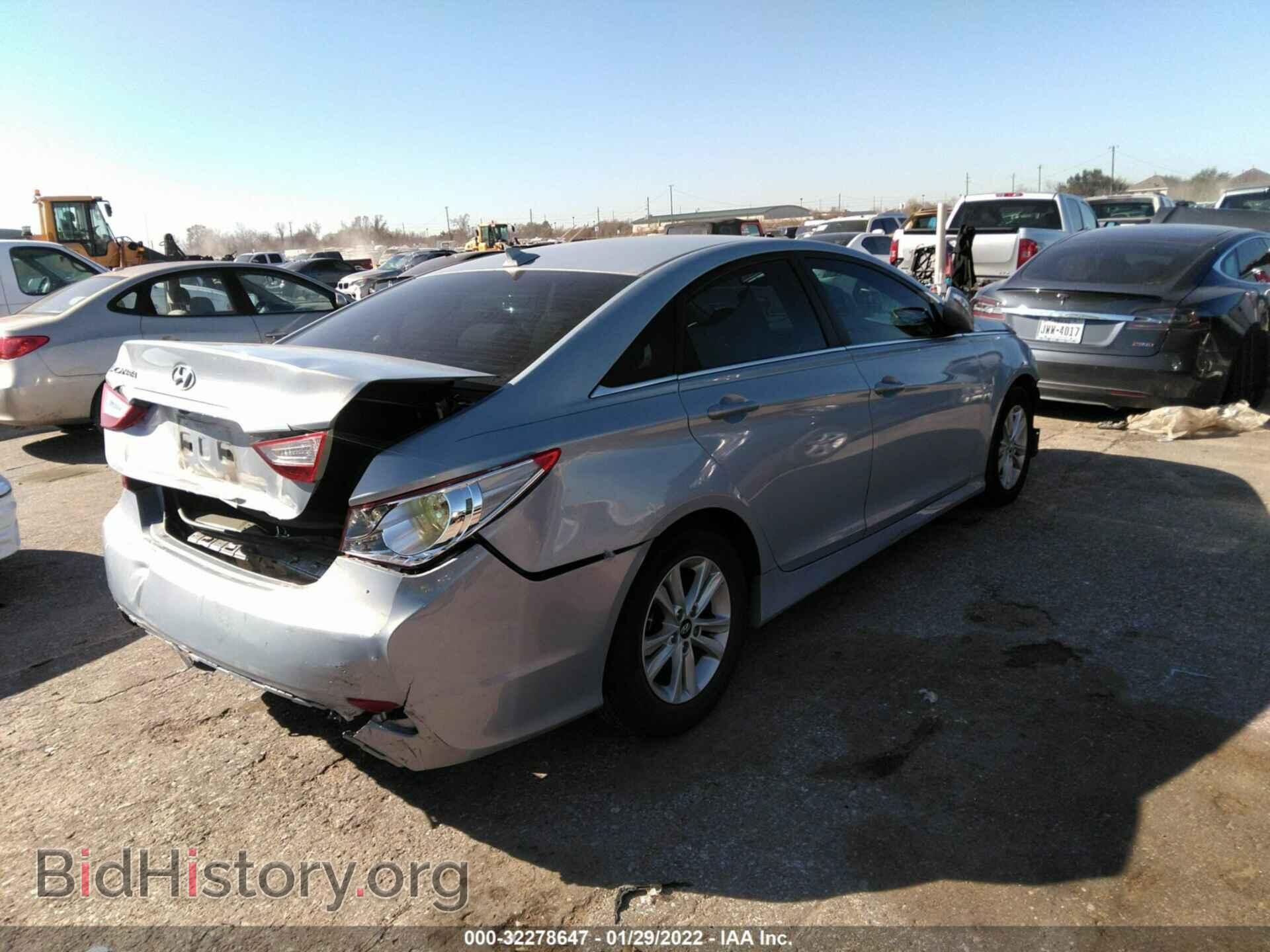 2014 HYUNDAI SONATA - VIN: 5NPEB4ACXEH856237 - Фото 4