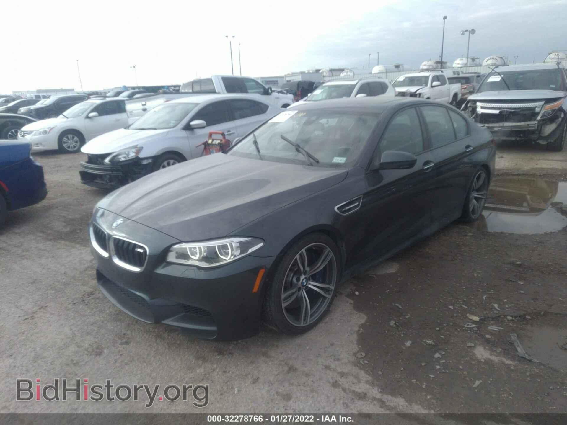 2014 BMW M5 - VIN: WBSFV9C56ED097379 - Фото 2