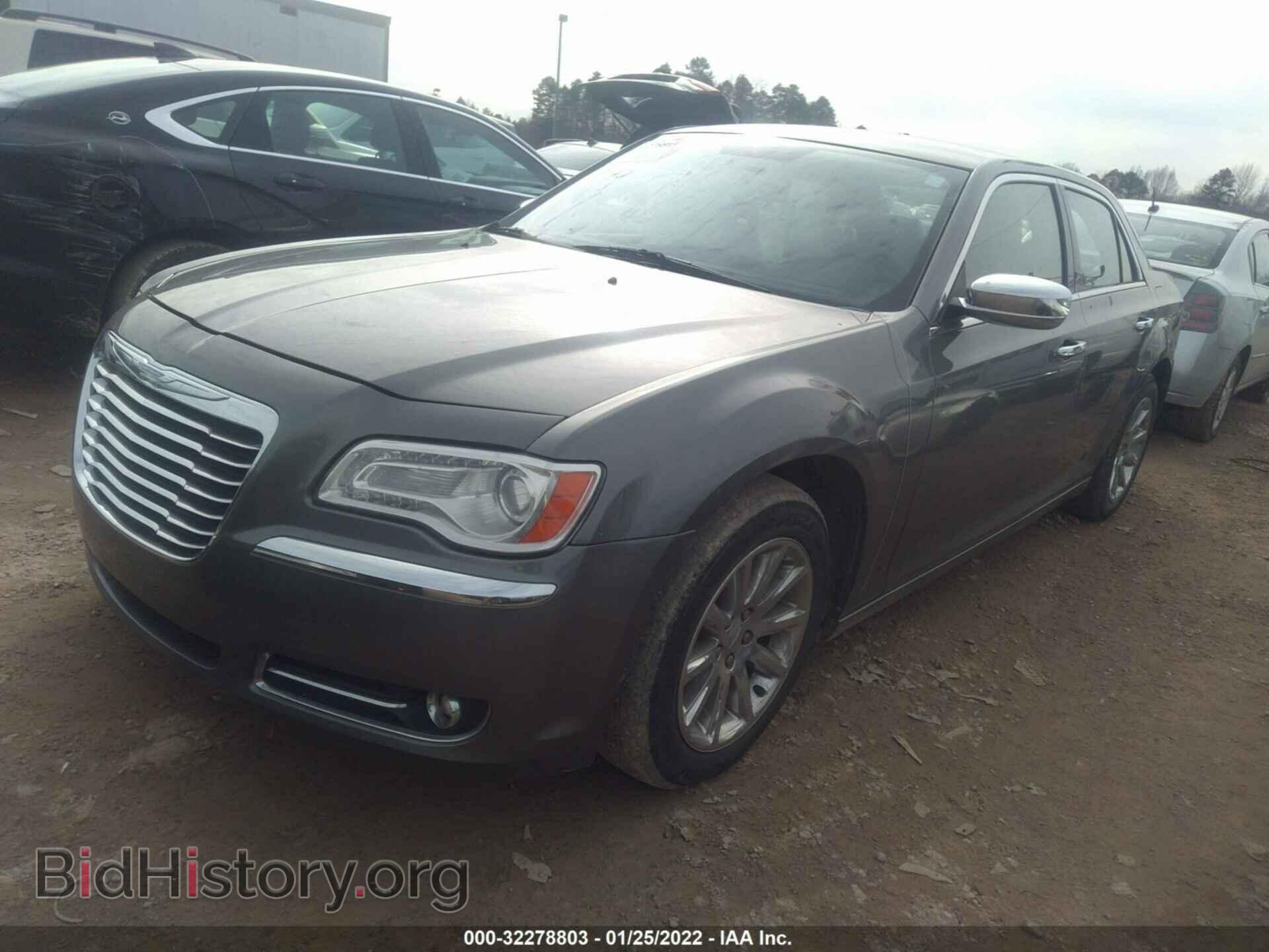 2012 CHRYSLER 300 - VIN: 2C3CCACG3CH222653 - Фото 2