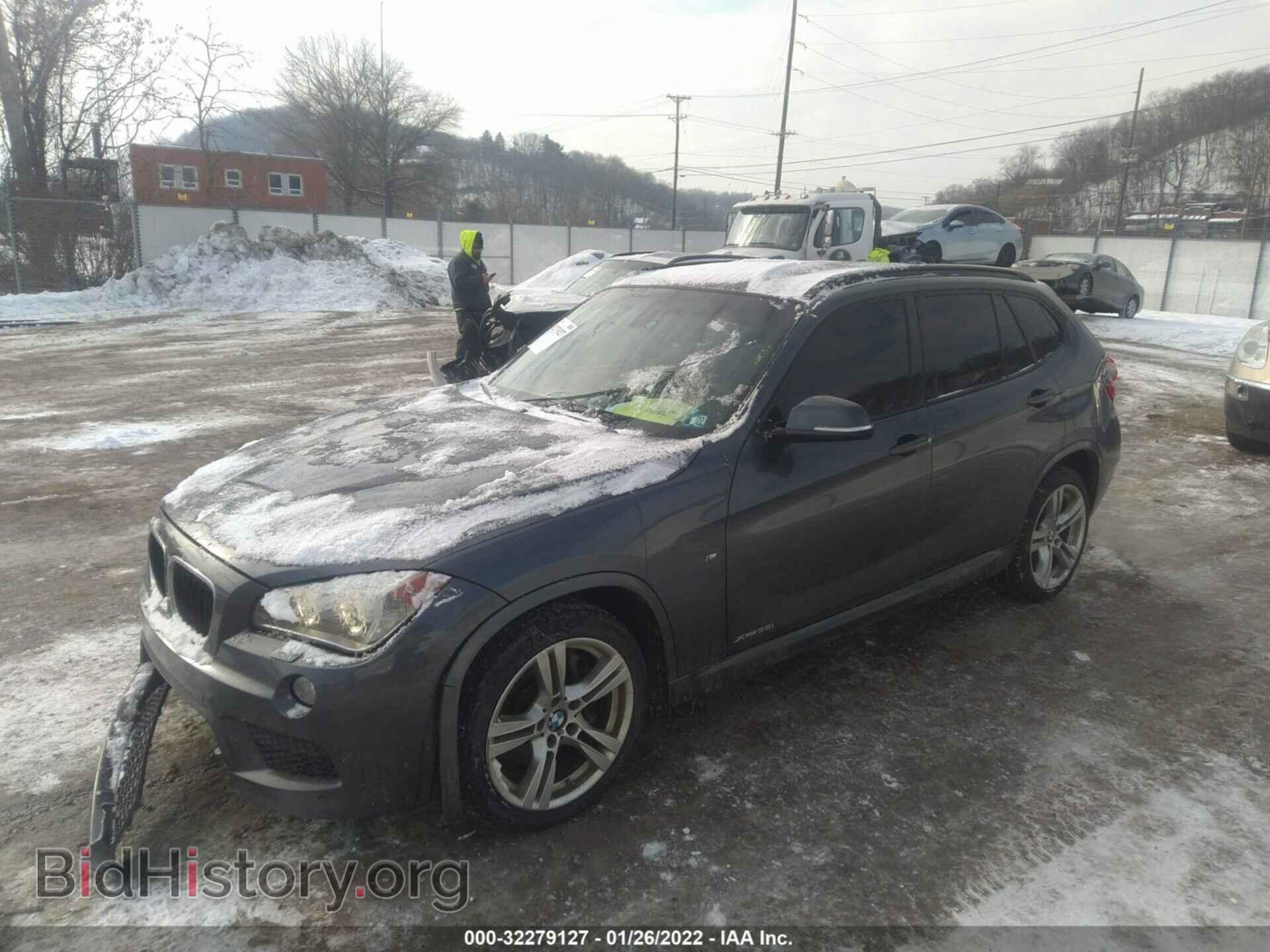 2014 BMW X1 - VIN: WBAVM5C57EVV92597 - Фото 2