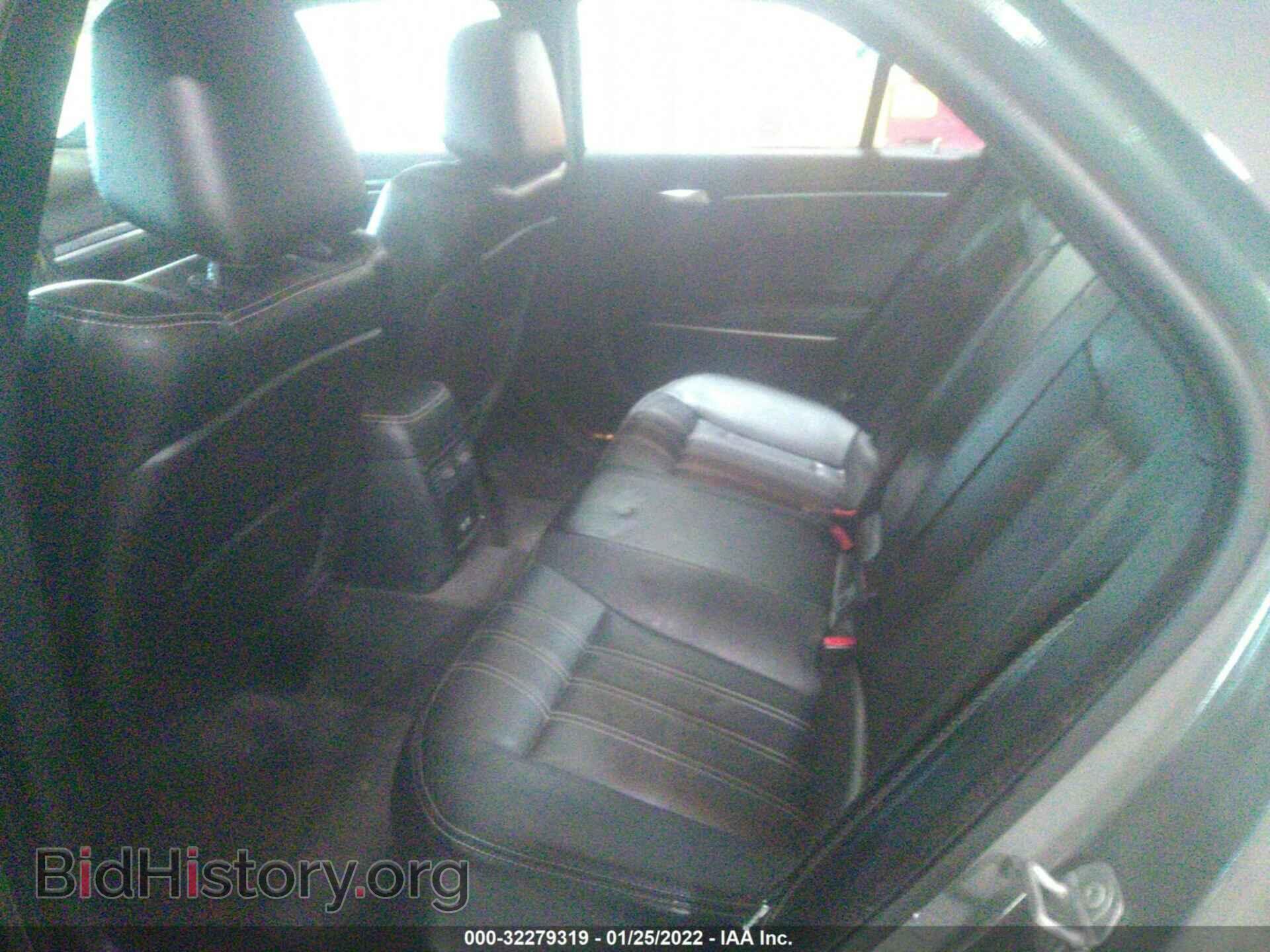 2017 CHRYSLER 300 - VIN: 2C3CCAGG7HH612950 - Фото 8