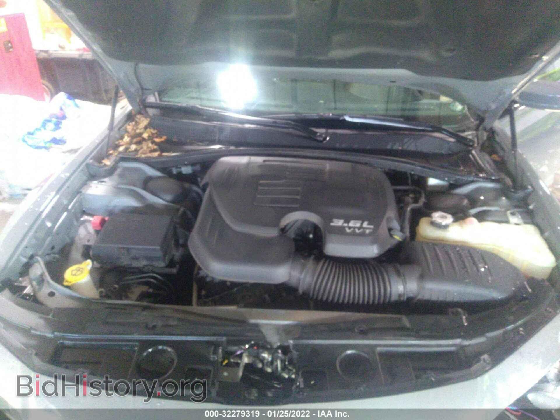 2017 CHRYSLER 300 - VIN: 2C3CCAGG7HH612950 - Фото 10