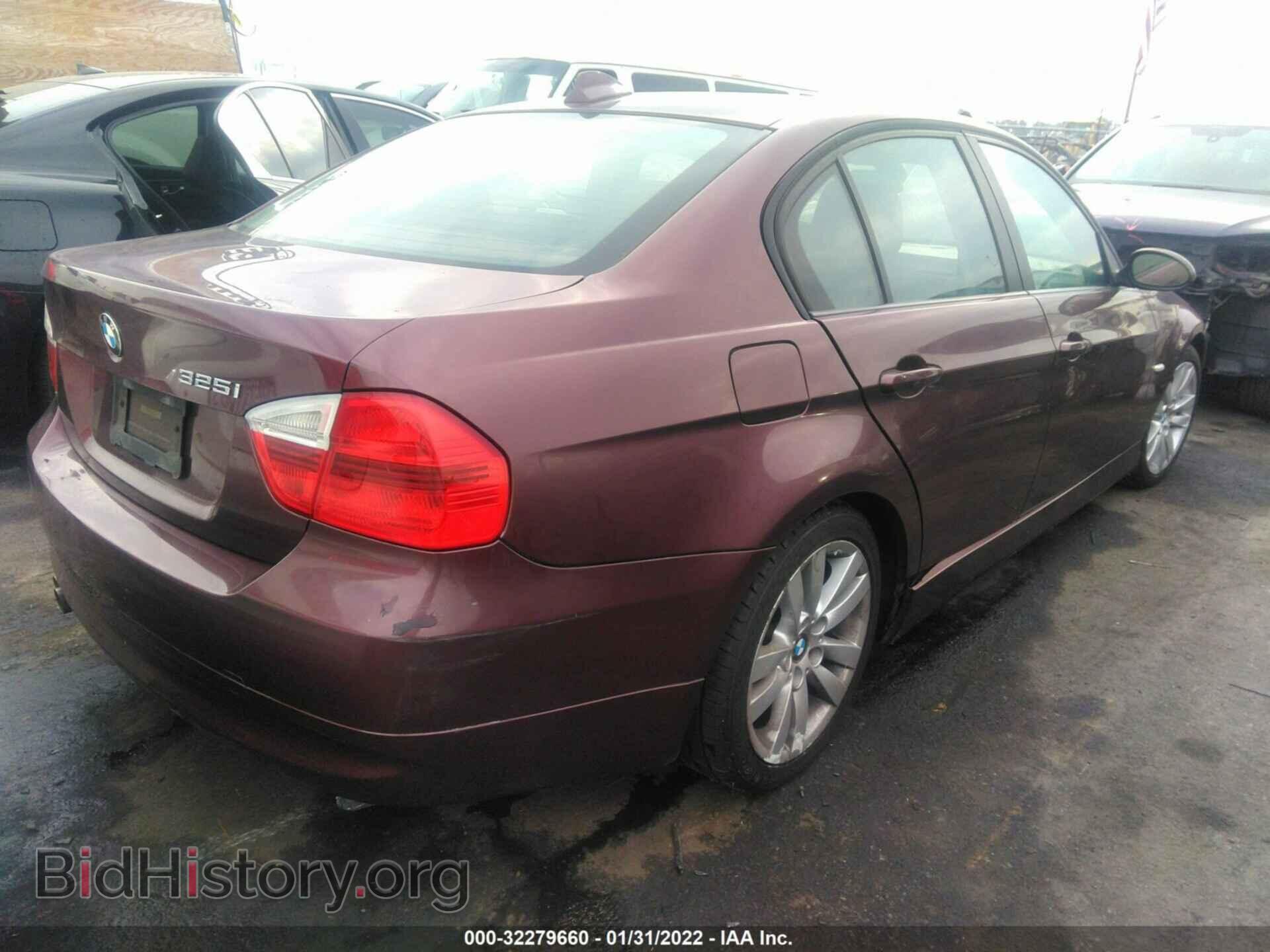 2006 BMW 3 SERIES - VIN: WBAVB13596KR59307 - Фото 4