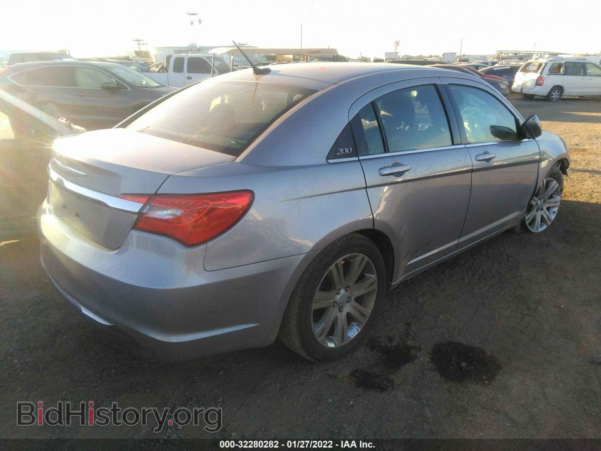 2013 CHRYSLER 200 - VIN: 1C3CCBBB9DN695459 - Фото 4