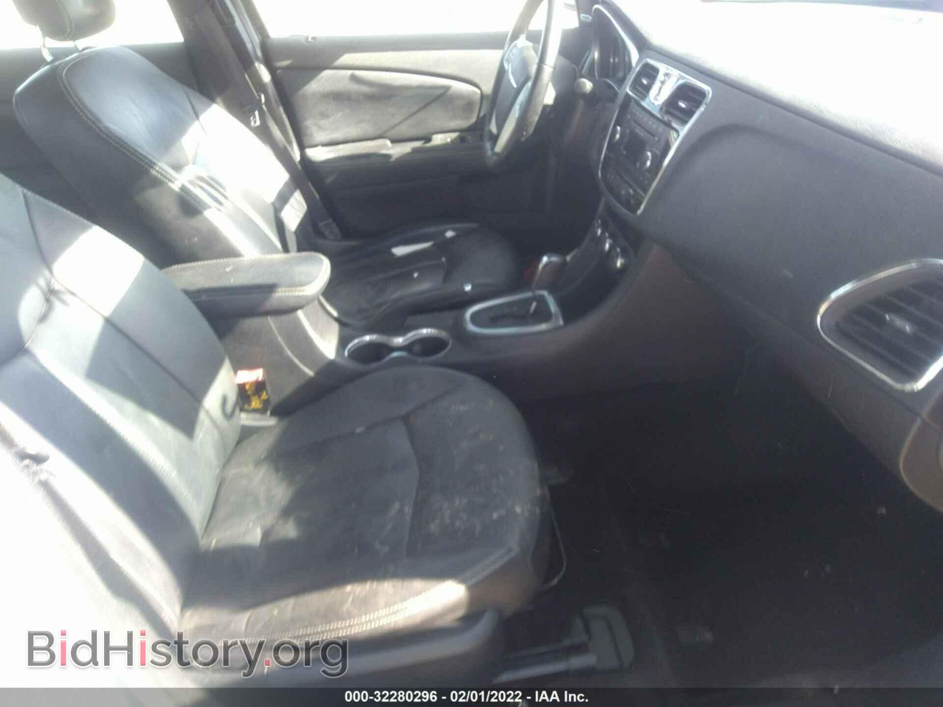 2014 CHRYSLER 200 - VIN: 1C3CCBCG5EN159085 - Фото 5