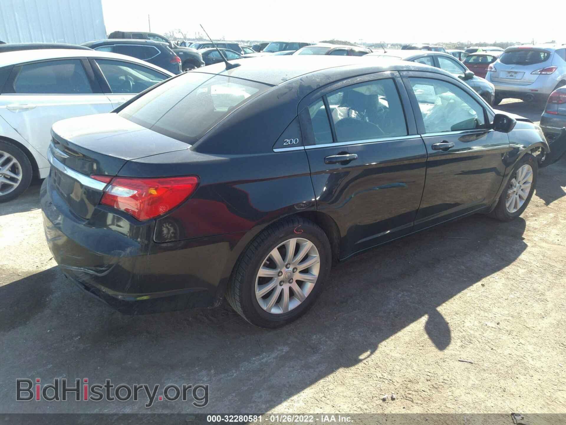 2011 CHRYSLER 200 - VIN: 1C3BC1FB9BN511473 - Фото 4