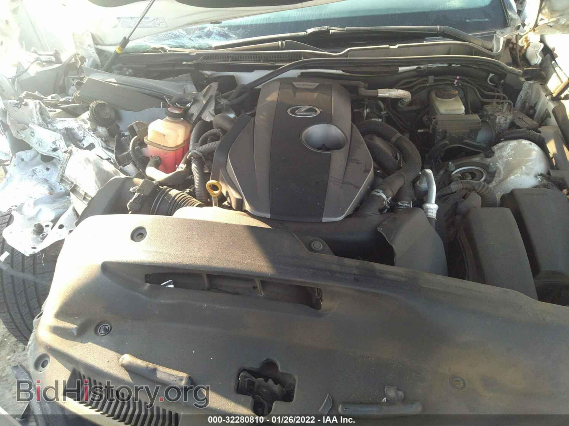 2016 LEXUS IS 200T - VIN: JTHBA1D29G5009489 - Фото 10