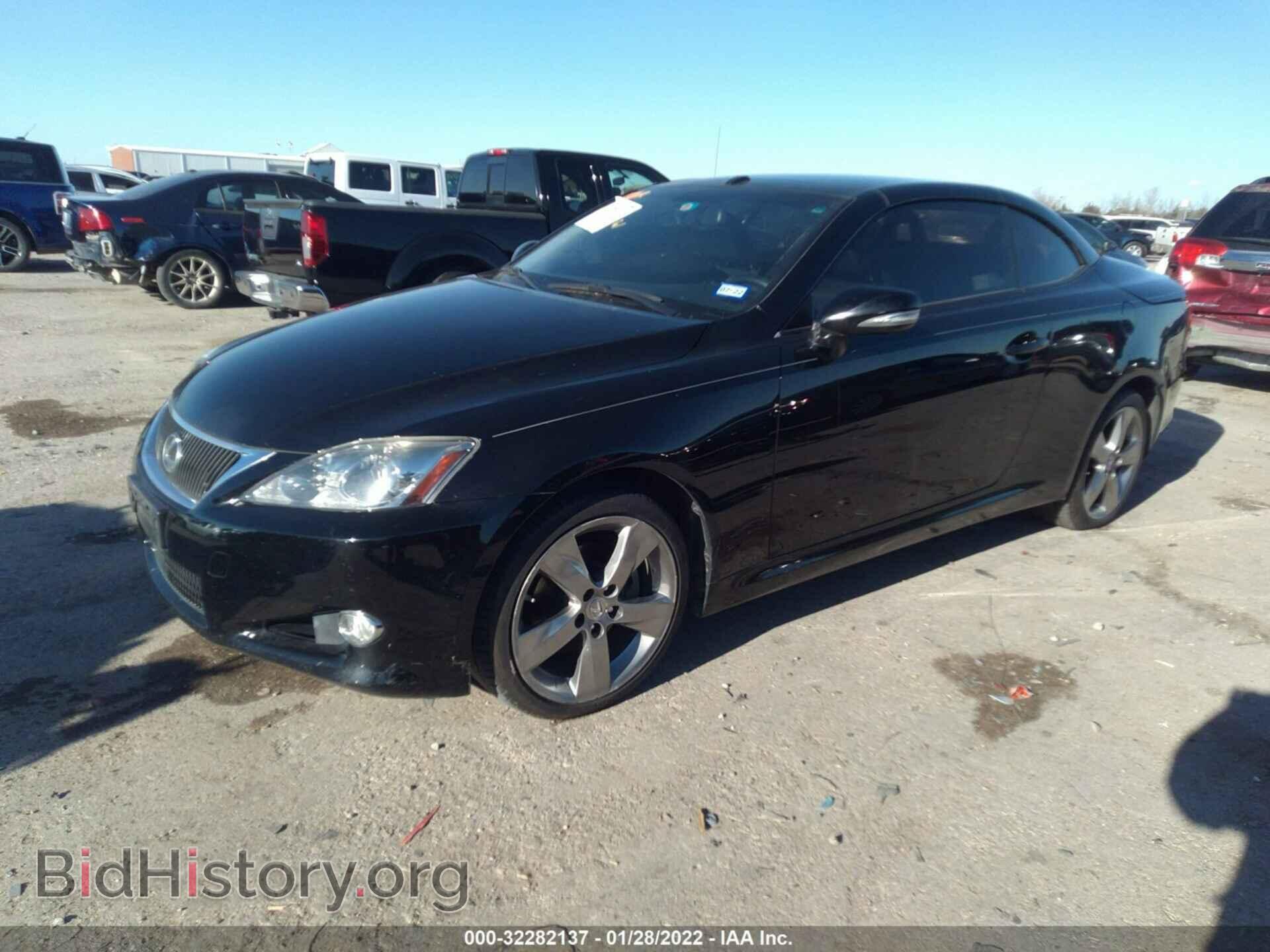 2010 LEXUS IS 250C - VIN: JTHFF2C28A2503023 - Фото 2