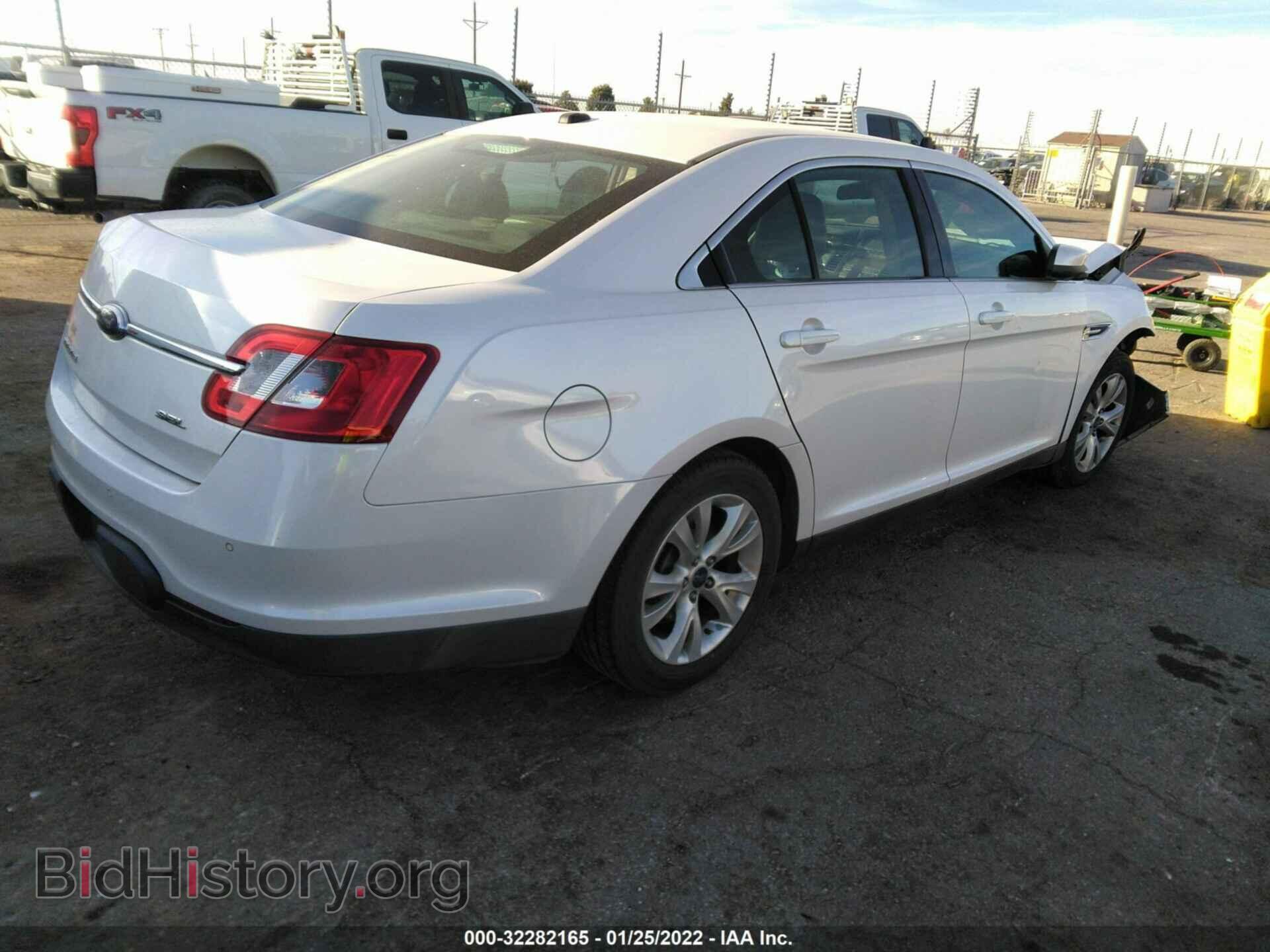 2011 FORD TAURUS - VIN: 1FAHP2EW9BG186922 - Фото 4