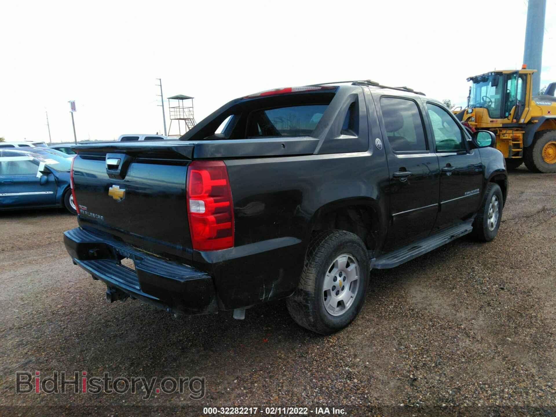 2013 CHEVROLET AVALANCHE - VIN: 3GNMCEE04DG140656 - Фото 4