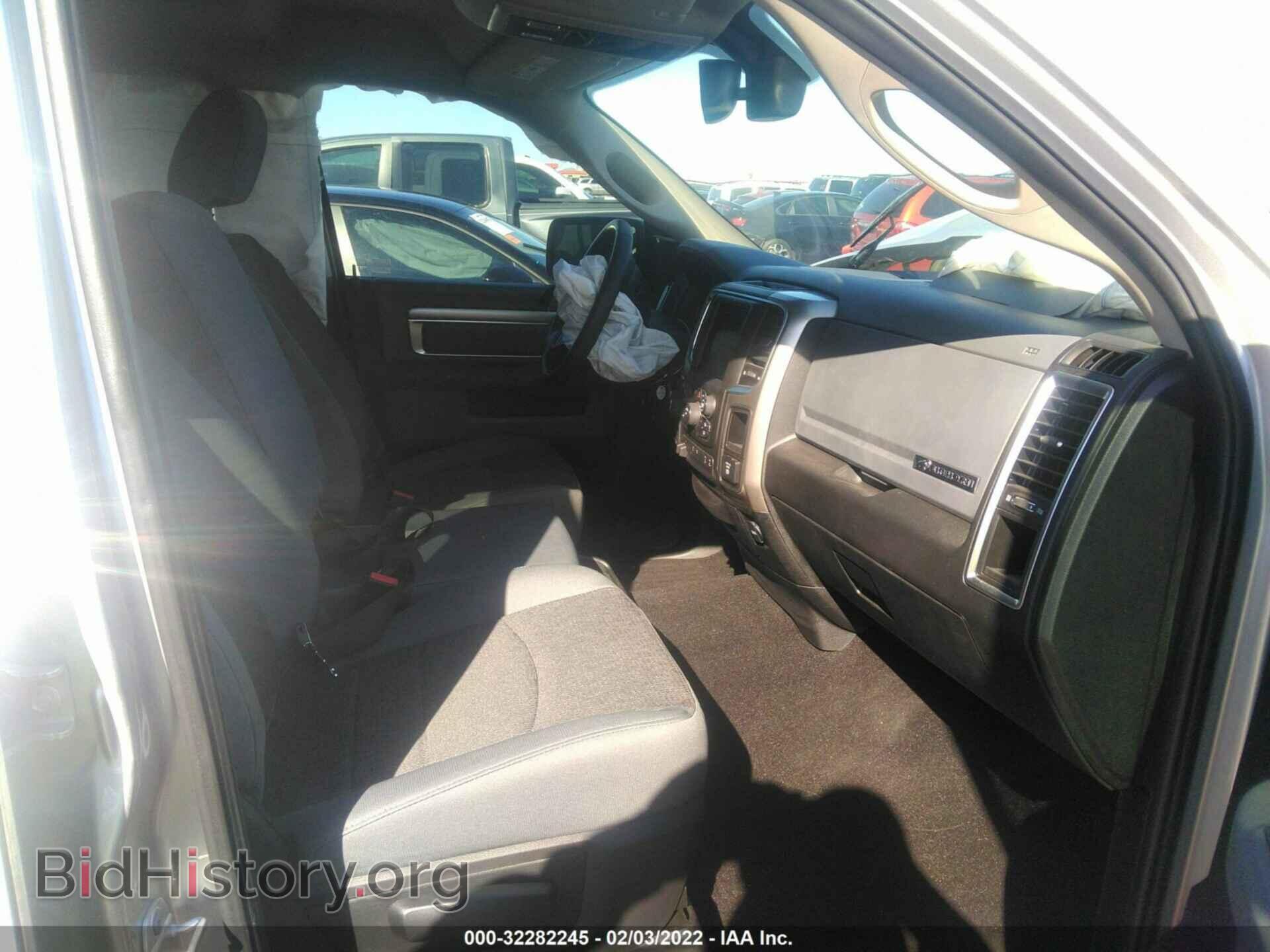2018 RAM 1500 - VIN: 3C6RR7LT6JG168029 - Фото 5