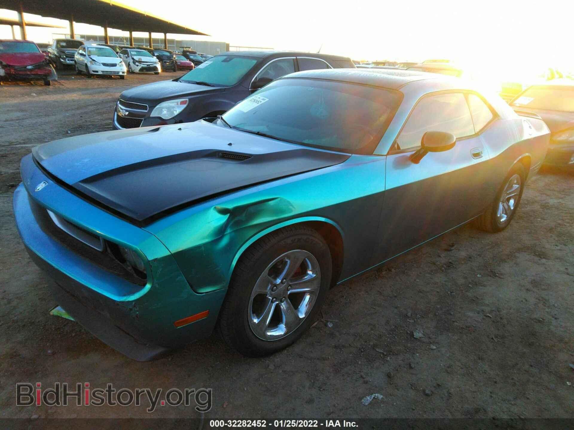 2010 DODGE CHALLENGER - VIN: 2B3CJ4DV3AH306292 - Photo 2