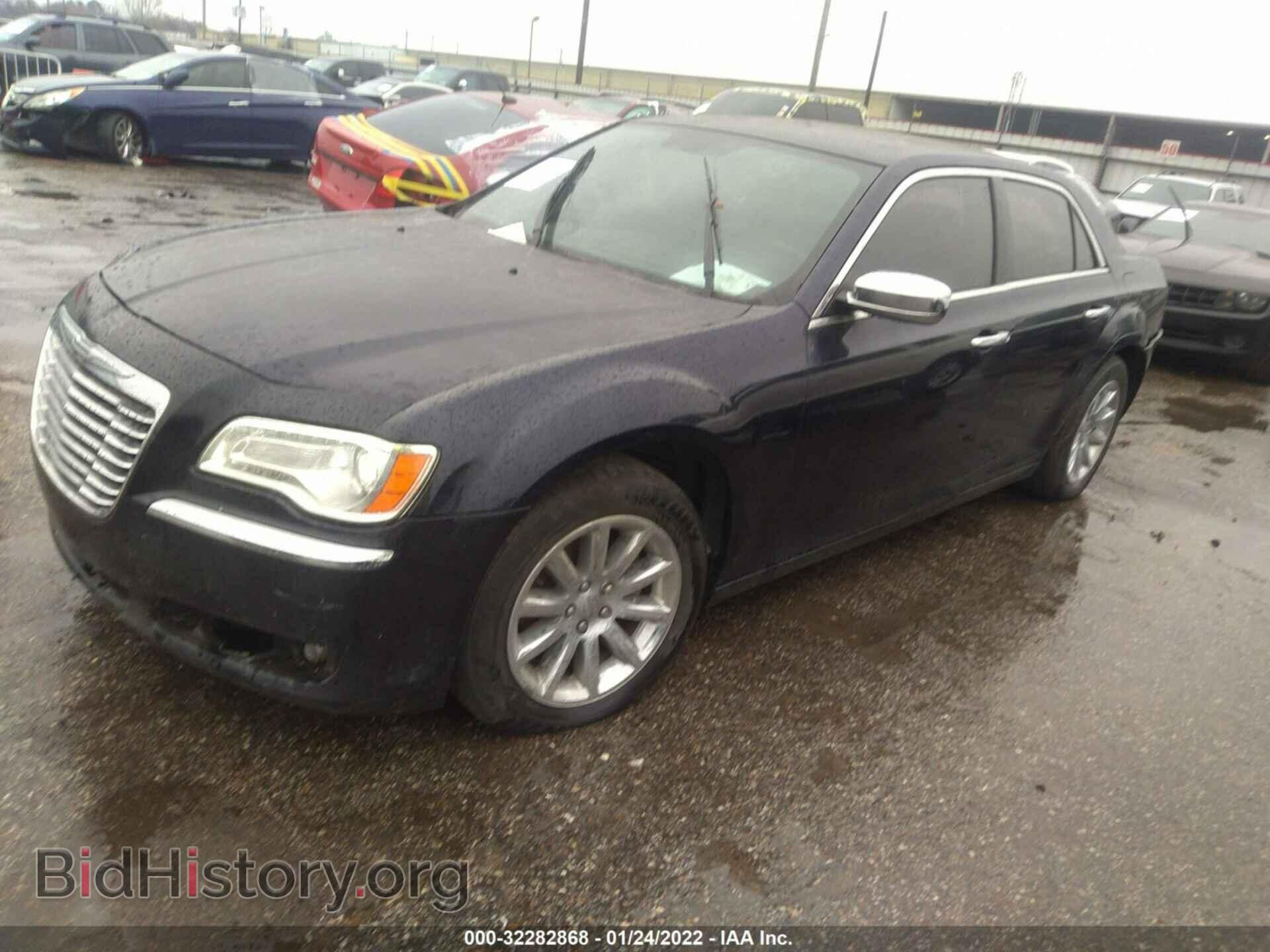 2012 CHRYSLER 300 - VIN: 2C3CCACG9CH223029 - Фото 2