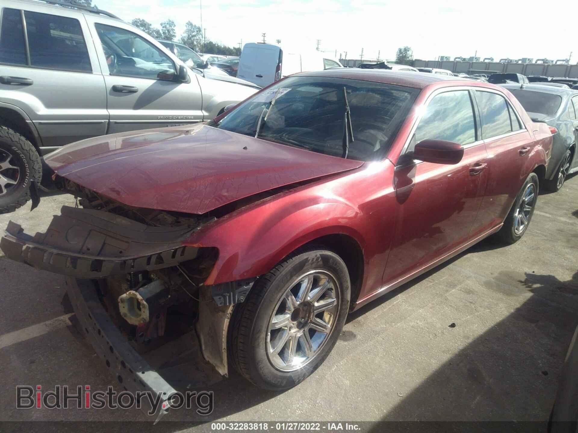 2012 CHRYSLER 300 - VIN: 2C3CCAAG2CH246123 - Фото 2
