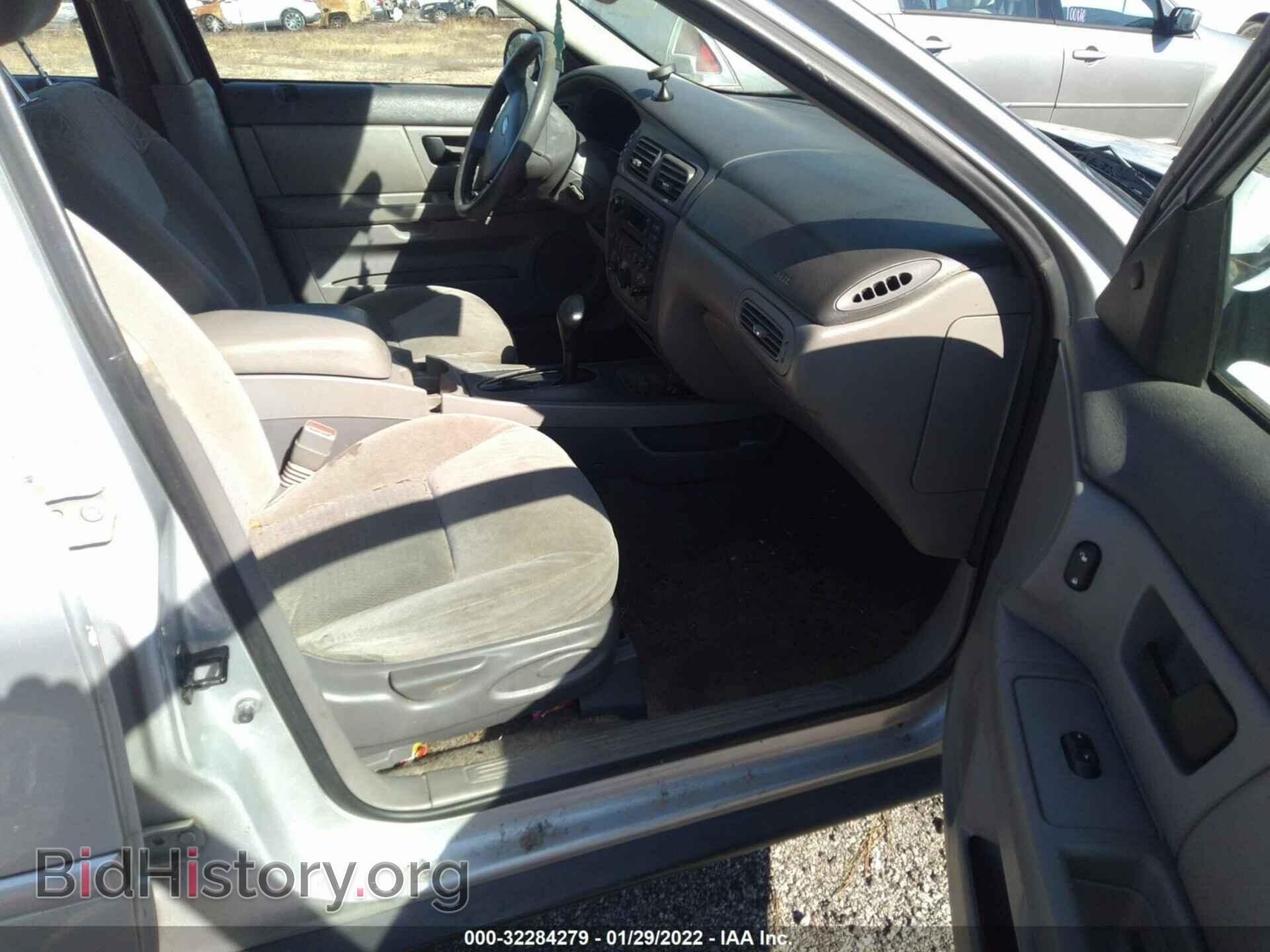 2007 FORD TAURUS - VIN: 1FAFP53U37A194471 - Фото 5