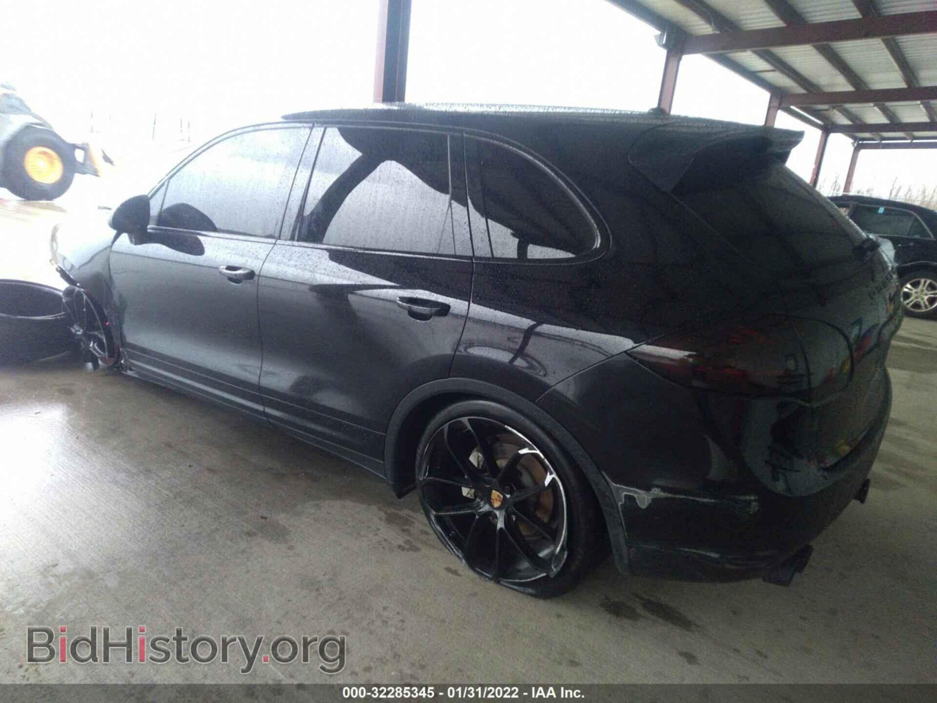2011 PORSCHE CAYENNE - VIN: WP1AB2A29BLA43231 - Фото 3