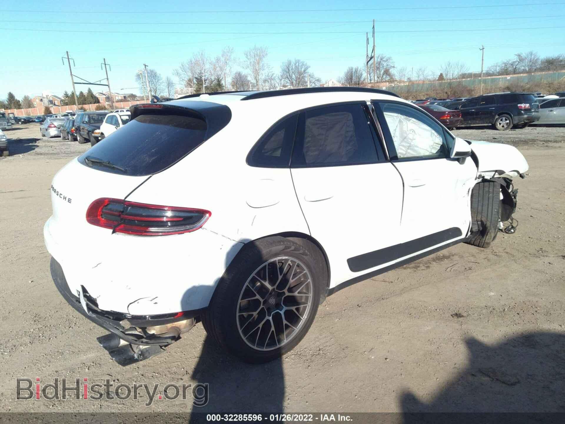 2017 PORSCHE MACAN - VIN: WP1AA2A51HLB07199 - Photo 4