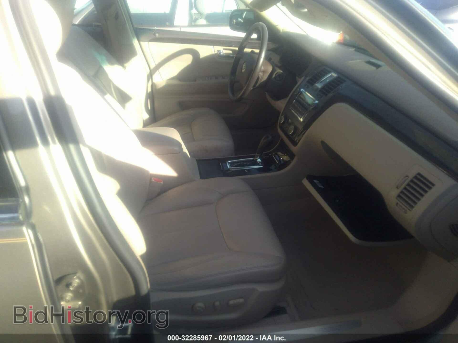 2011 CADILLAC DTS - VIN: 1G6KD5E61BU149331 - Фото 5