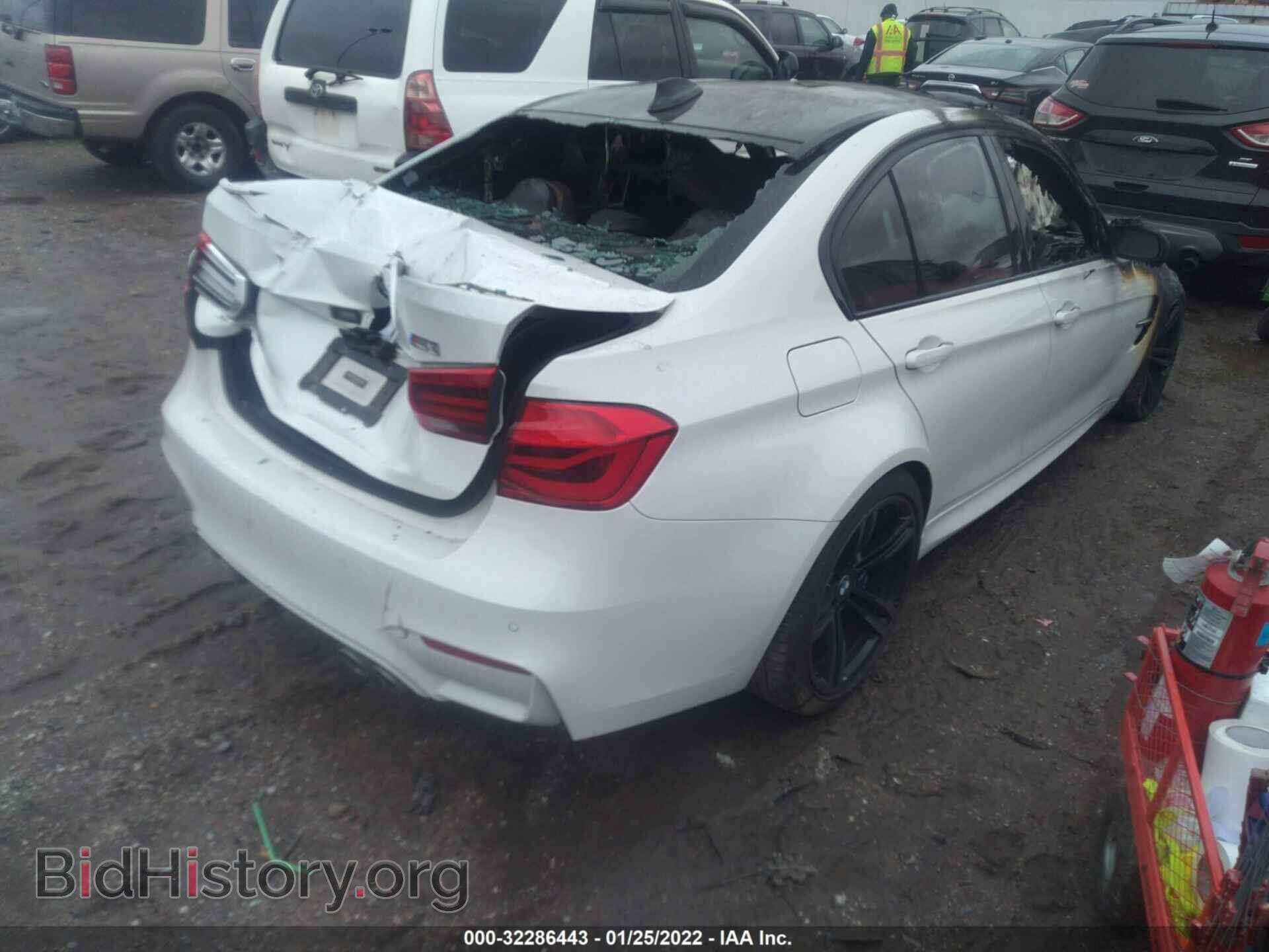 2018 BMW M3 - VIN: WBS8M9C52J5K99006 - Фото 4