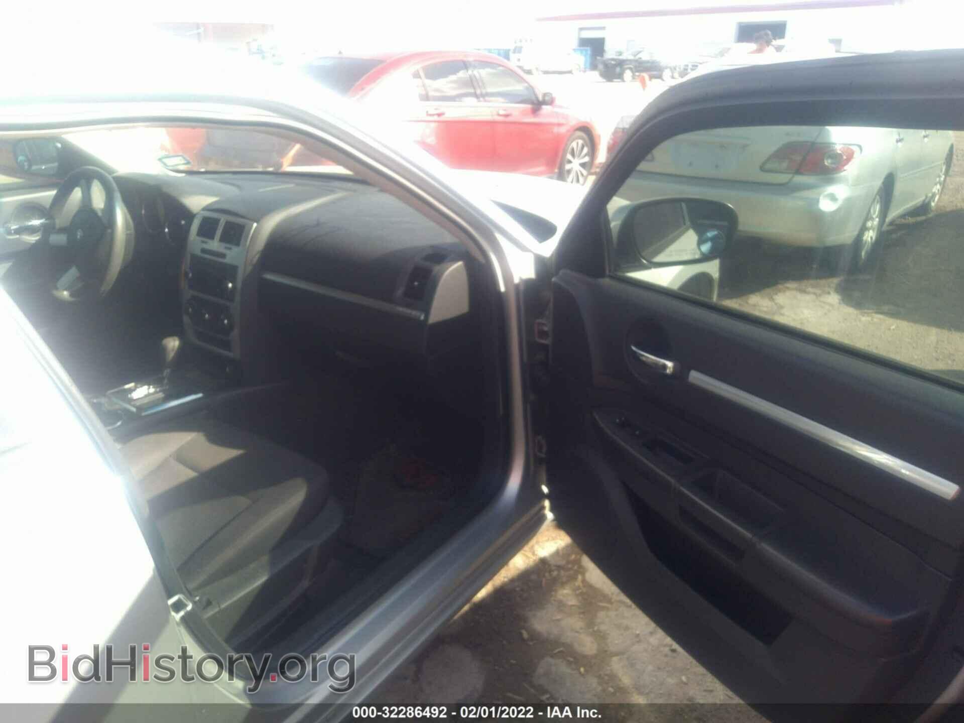 2010 DODGE CHARGER - VIN: 2B3CA4CD3AH128795 - Фото 5