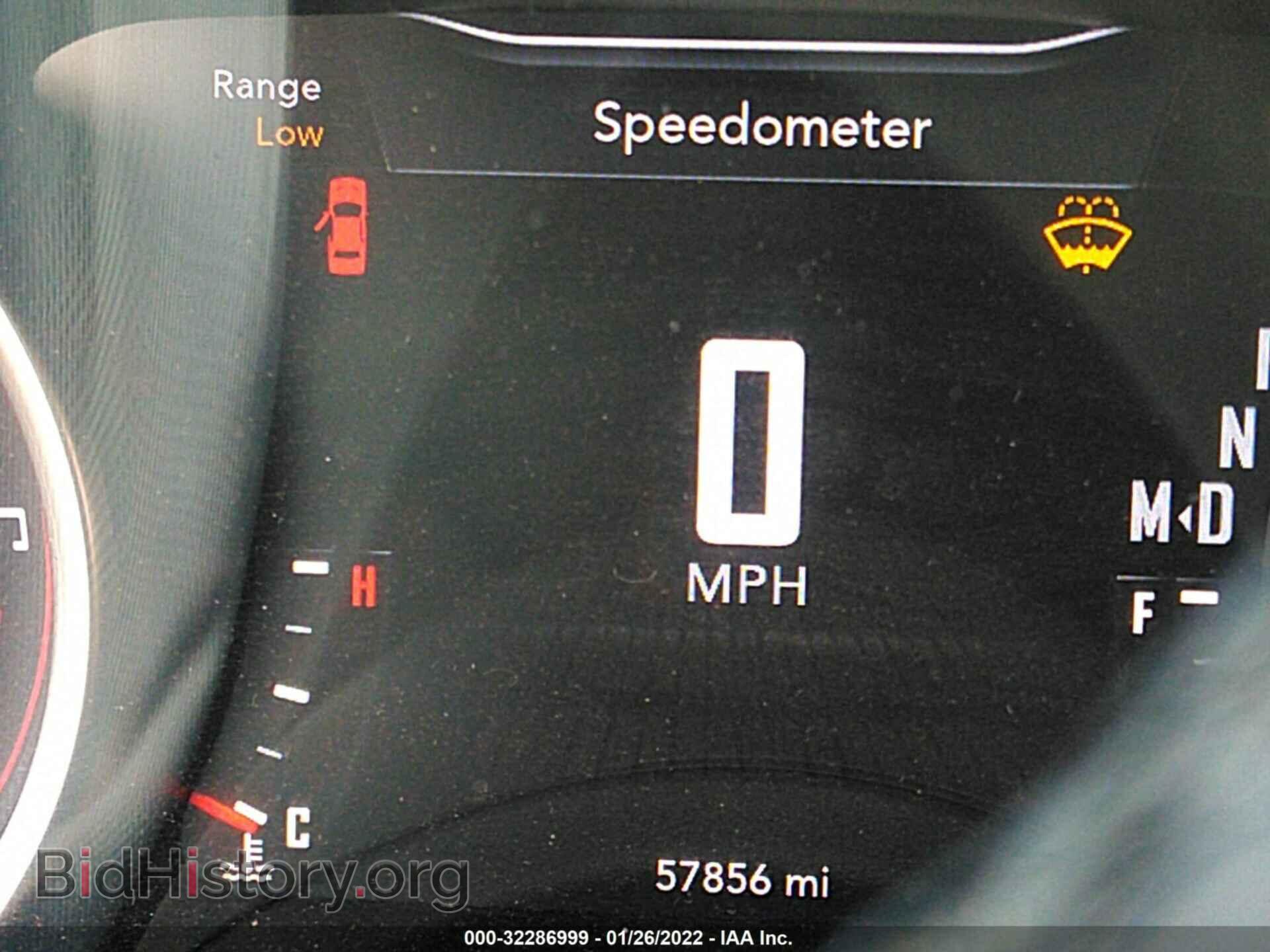 2017 DODGE CHALLENGER - VIN: 2C3CDZAGXHH666196 - Фото 7