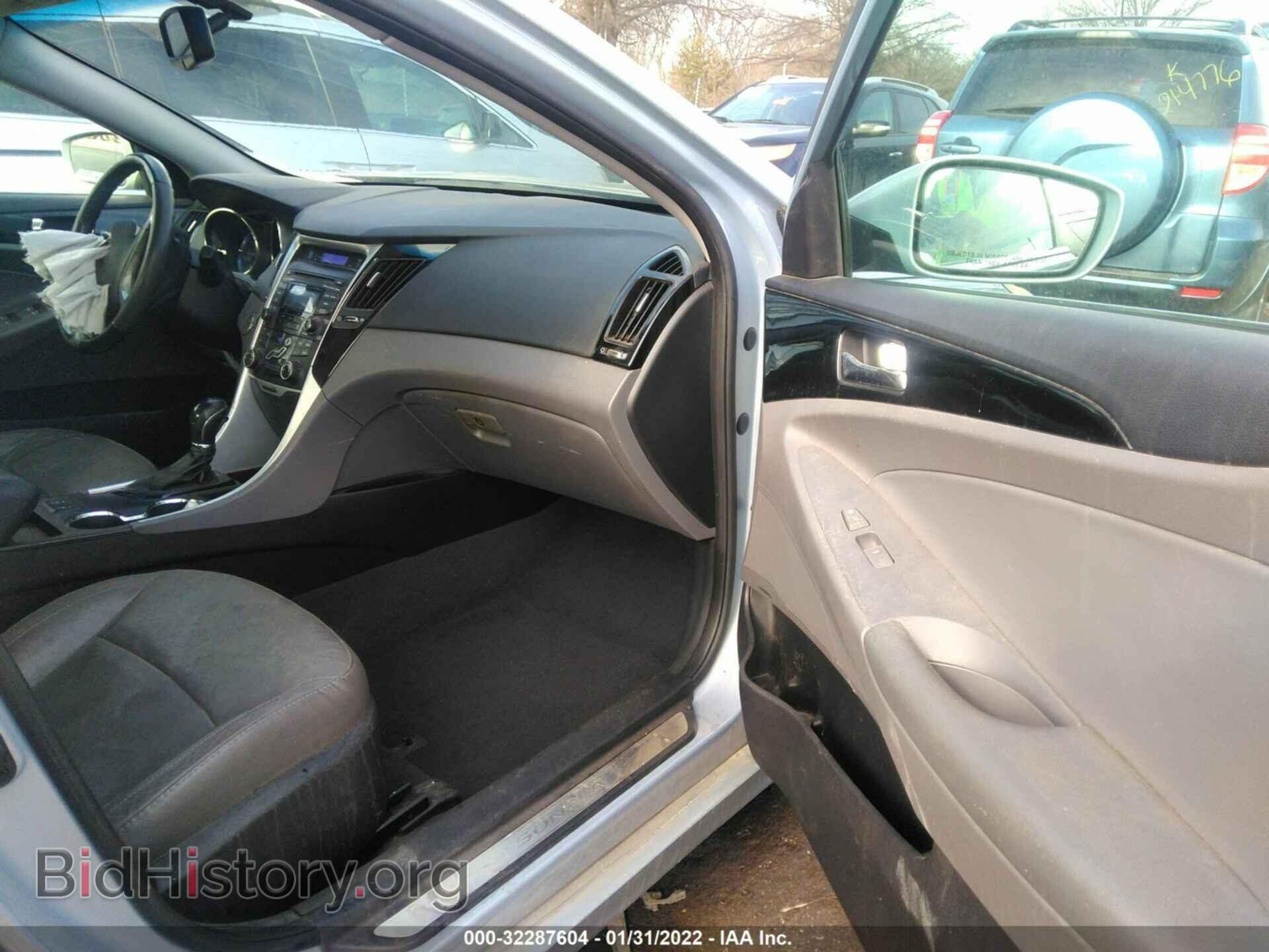 2012 HYUNDAI SONATA - VIN: 5NPEC4AC0CH456830 - Фото 5