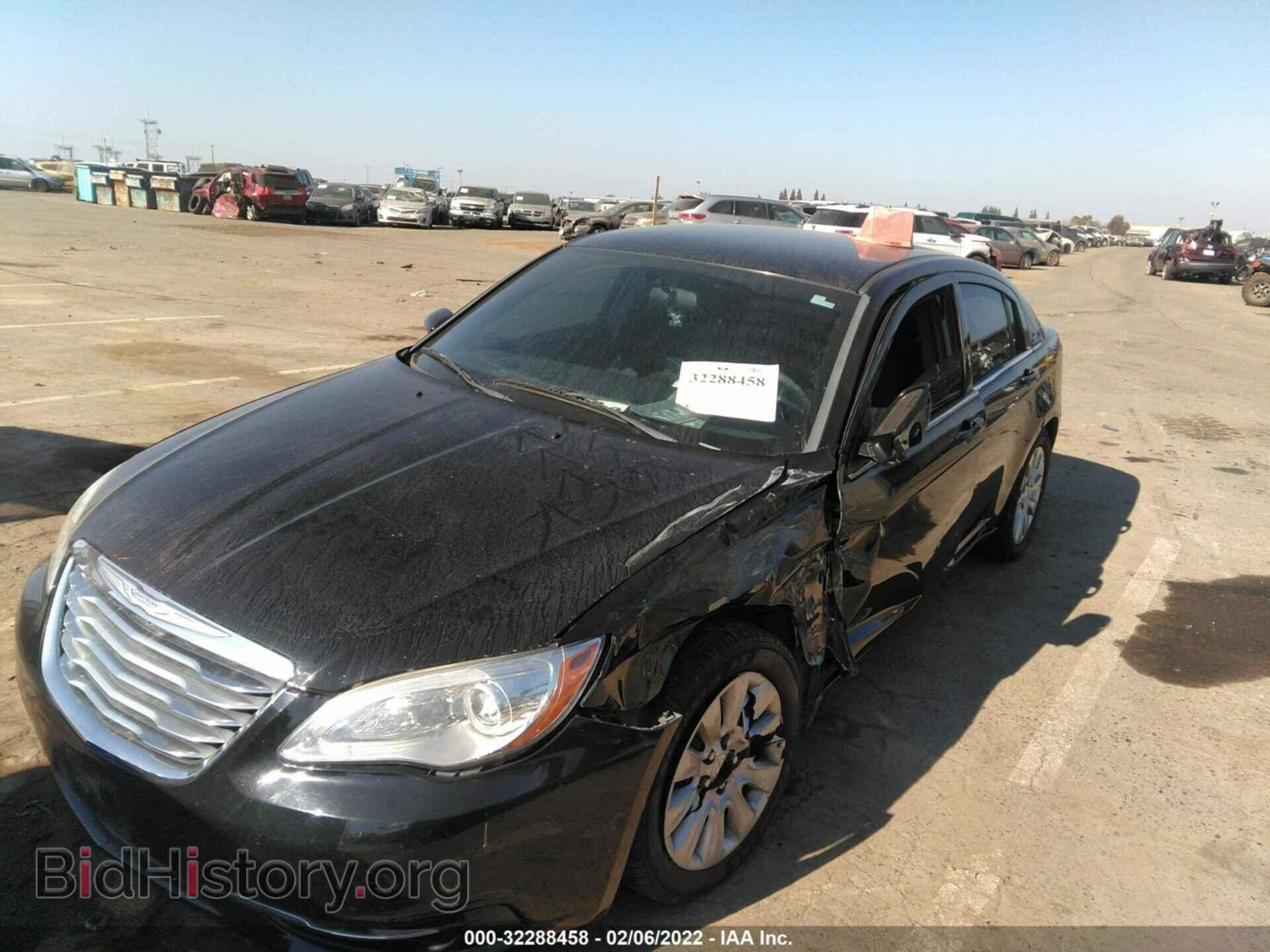 2014 CHRYSLER 200 - VIN: 1C3CCBAB4EN230963 - Фото 2