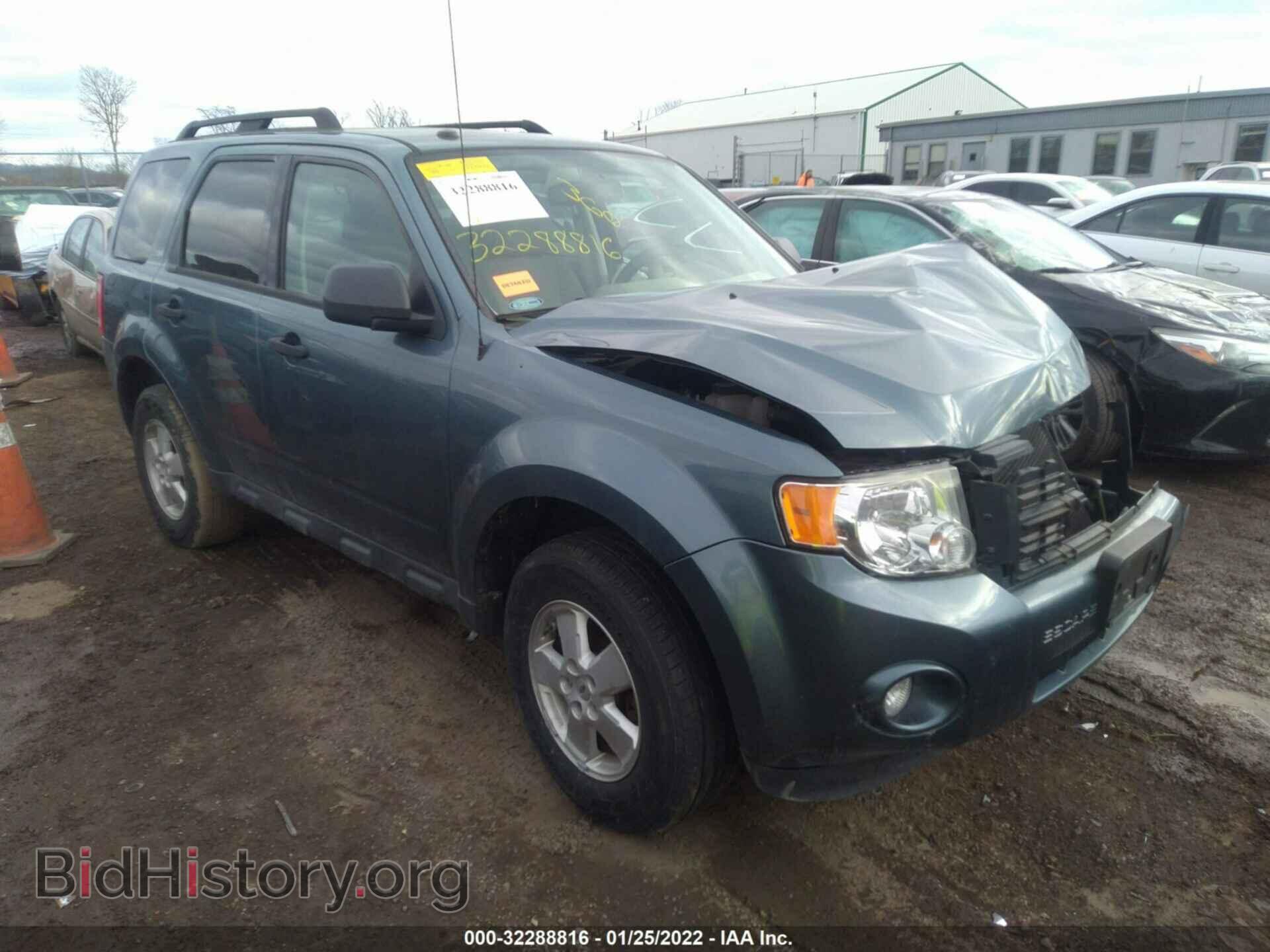 Фотография 1FMCU0D75BKB97114 - FORD ESCAPE 2011