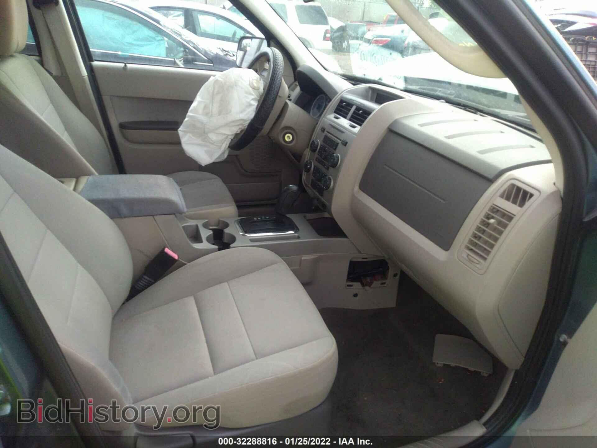 2011 FORD ESCAPE - VIN: 1FMCU0D75BKB97114 - Фото 5