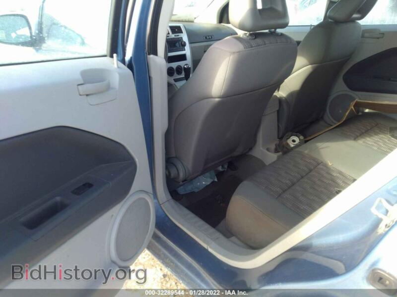 2007 Dodge CALIBER (VIN 1B3HB48B07D340490) — photo 8 of 11