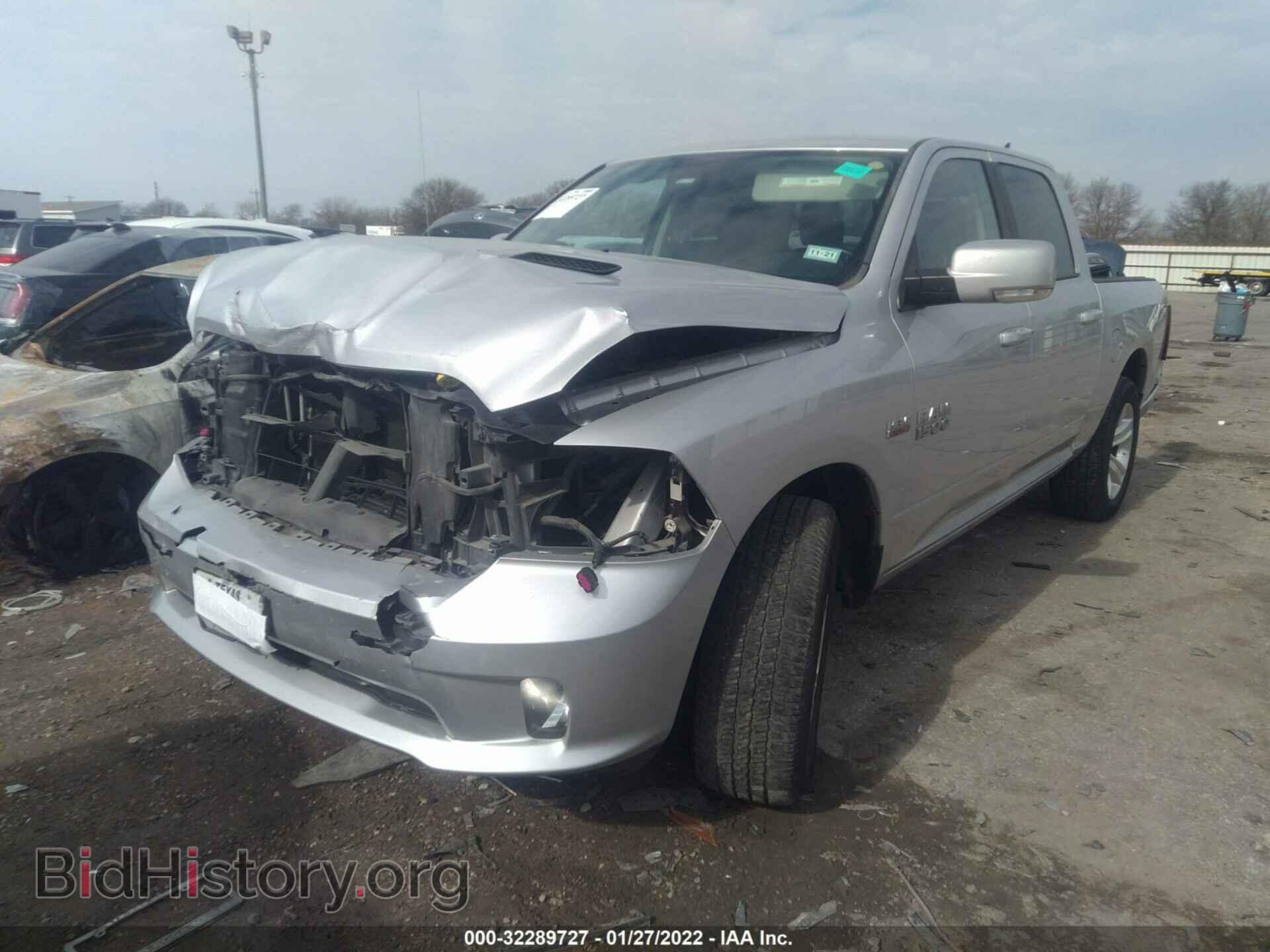 2016 RAM 1500 - VIN: 1C6RR7MT8GS388384 - Фото 2