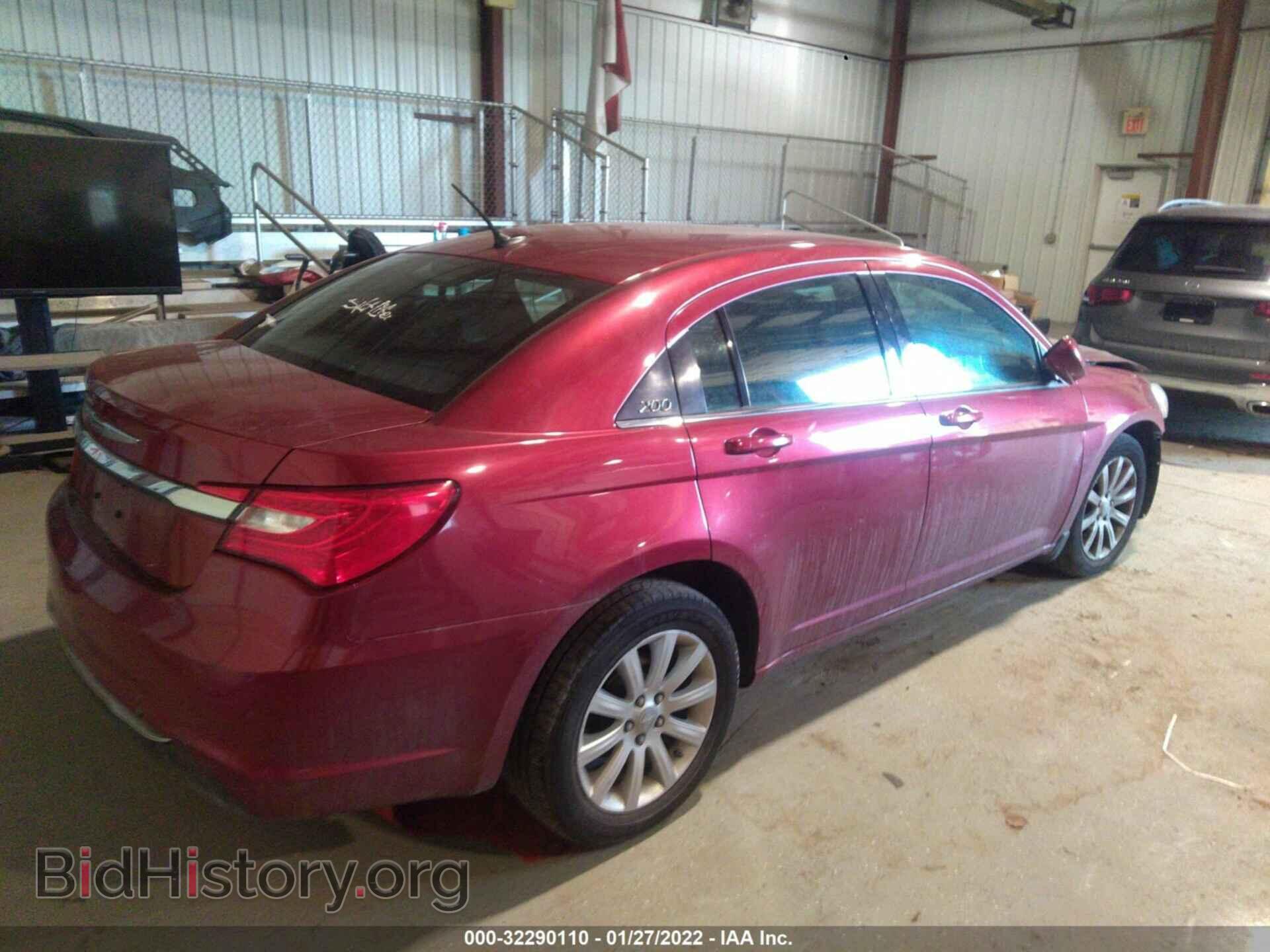 2012 CHRYSLER 200 - VIN: 1C3CCBBG3CN181245 - Фото 4