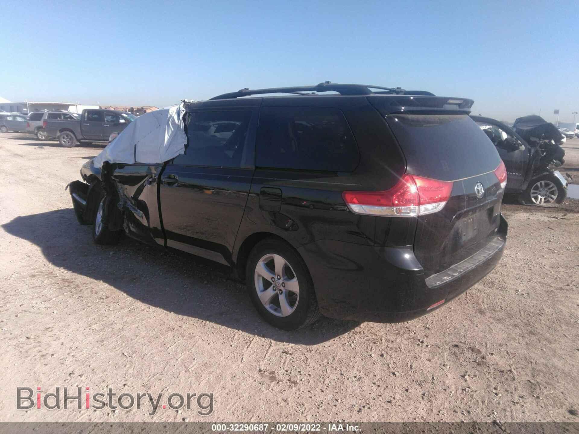 2013 TOYOTA SIENNA - VIN: 5TDKK3DC8DS333302 - Фото 3