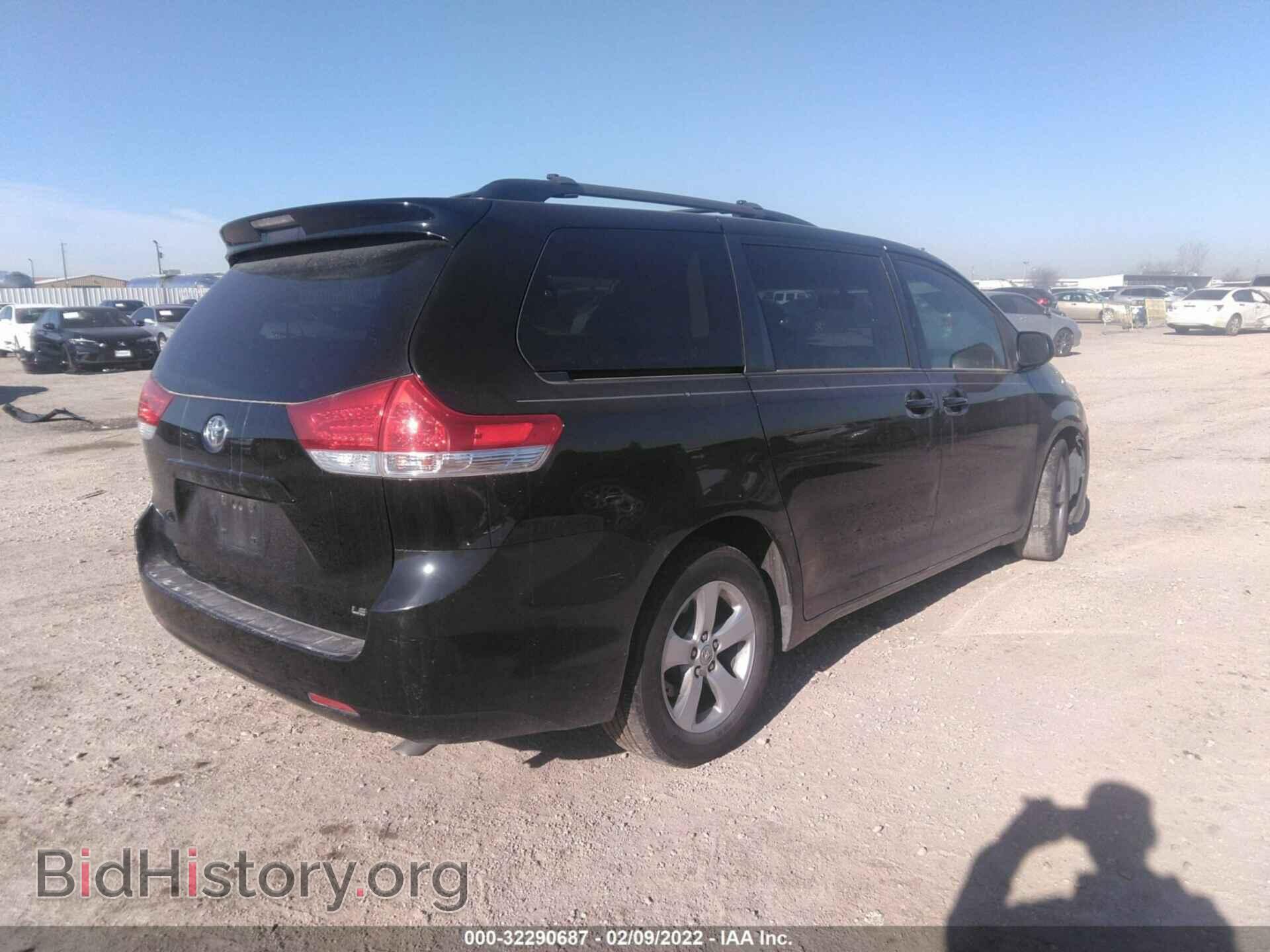 2013 TOYOTA SIENNA - VIN: 5TDKK3DC8DS333302 - Фото 4