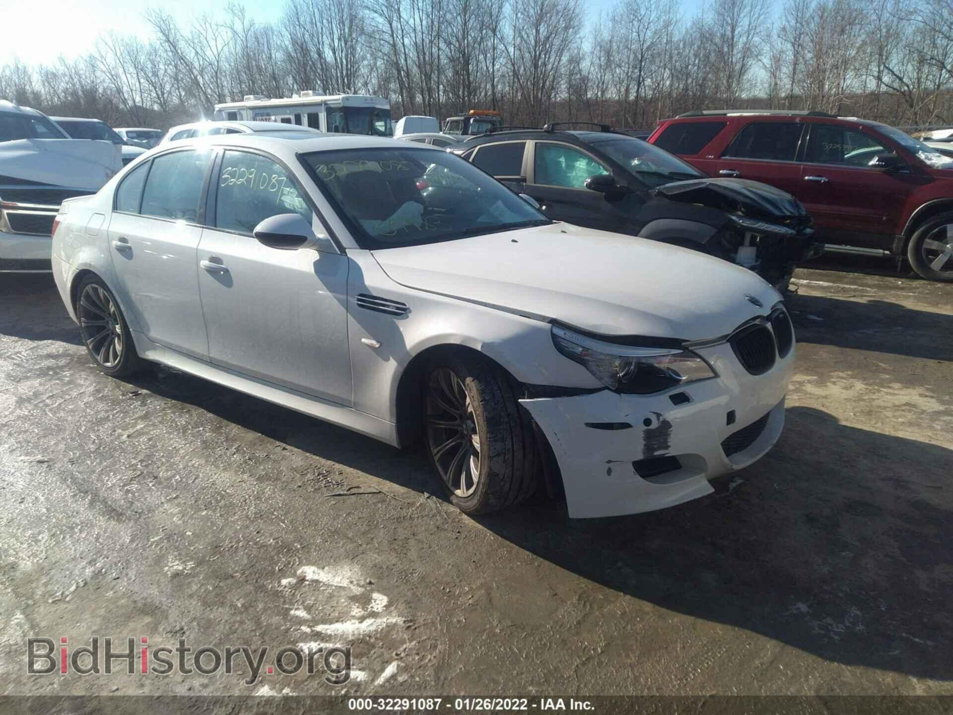 Photo WBSNB9C55AC043298 - BMW M5 2010