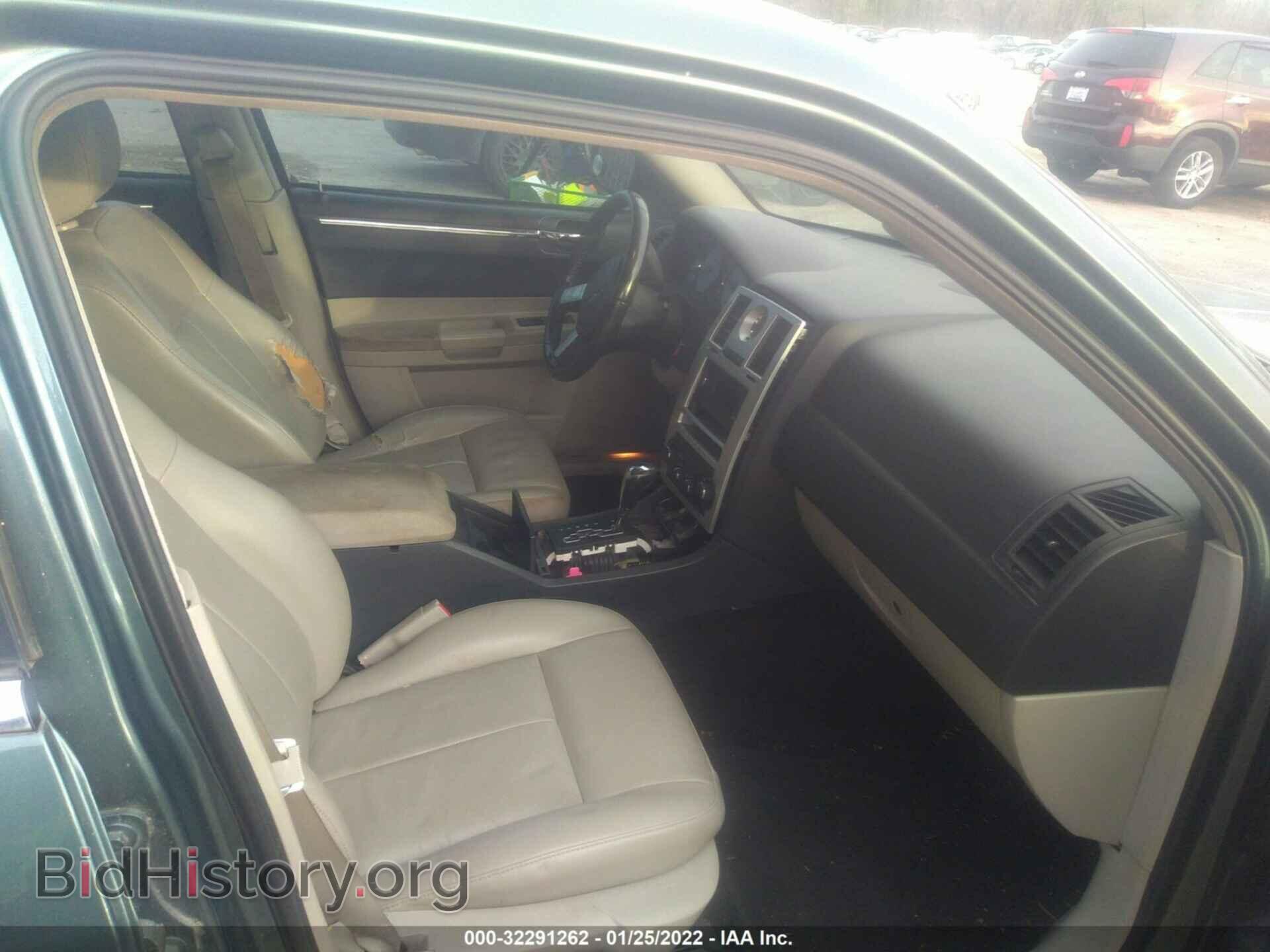 2006 CHRYSLER 300 - VIN: 2C3KA53G46H211464 - Фото 5