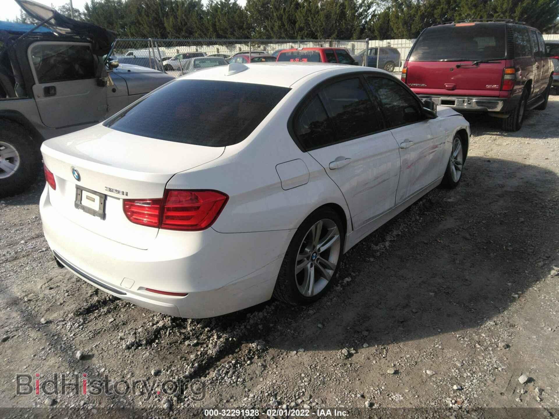 2013 BMW 3 SERIES - VIN: WBA3A5C54DF358703 - Фото 4