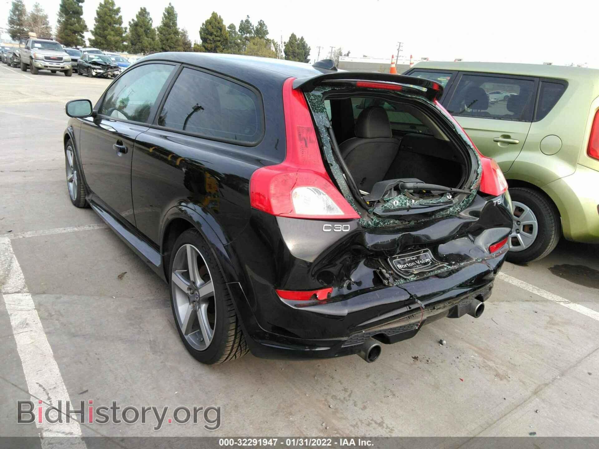 2011 VOLVO C30 - VIN: YV1672MK5B2247688 - Фото 3
