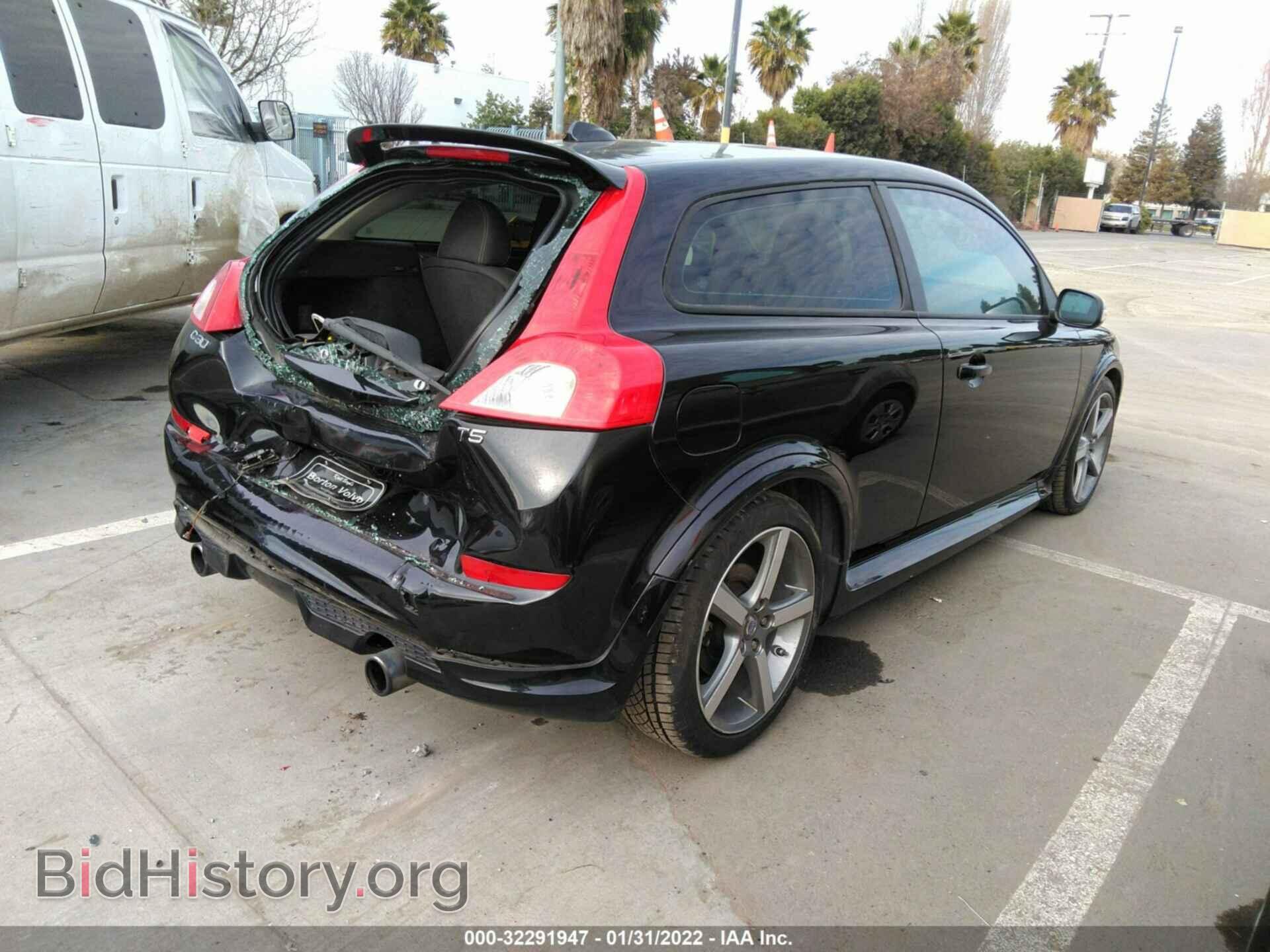 2011 VOLVO C30 - VIN: YV1672MK5B2247688 - Фото 4