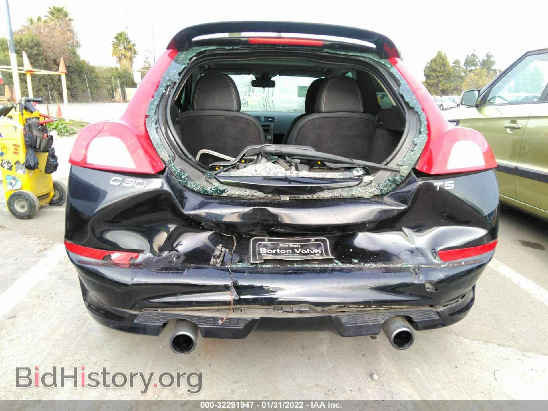 2011 VOLVO C30 - VIN: YV1672MK5B2247688 - Фото 6