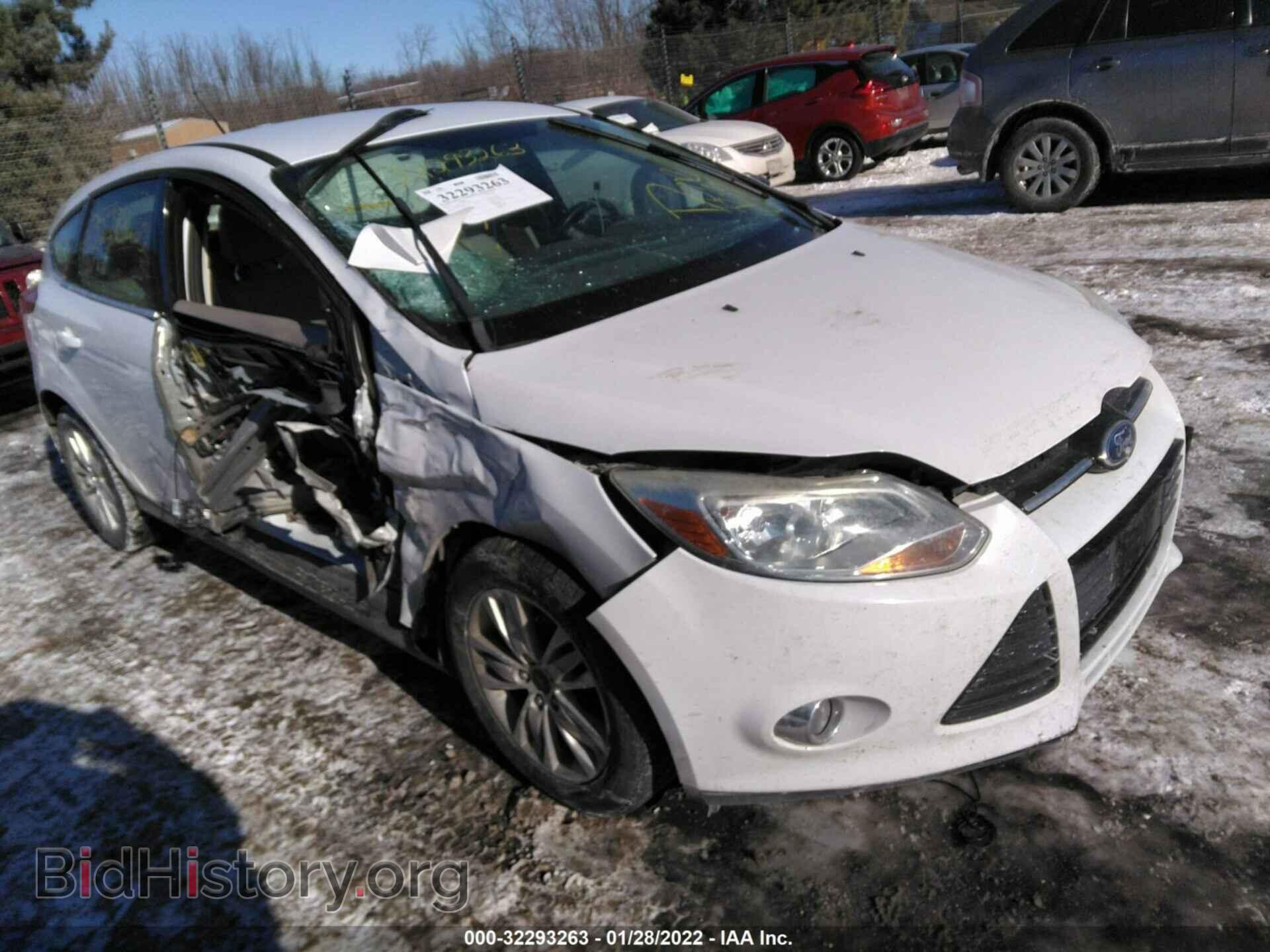 Photo 1FAHP3M25CL157320 - FORD FOCUS 2012
