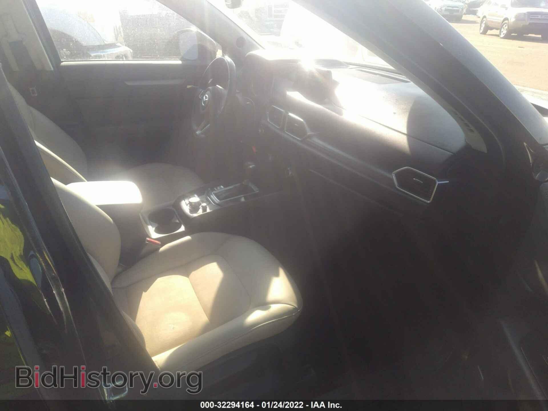 2018 MAZDA CX-5 - VIN: JM3KFBCM4J0469862 - Фото 5