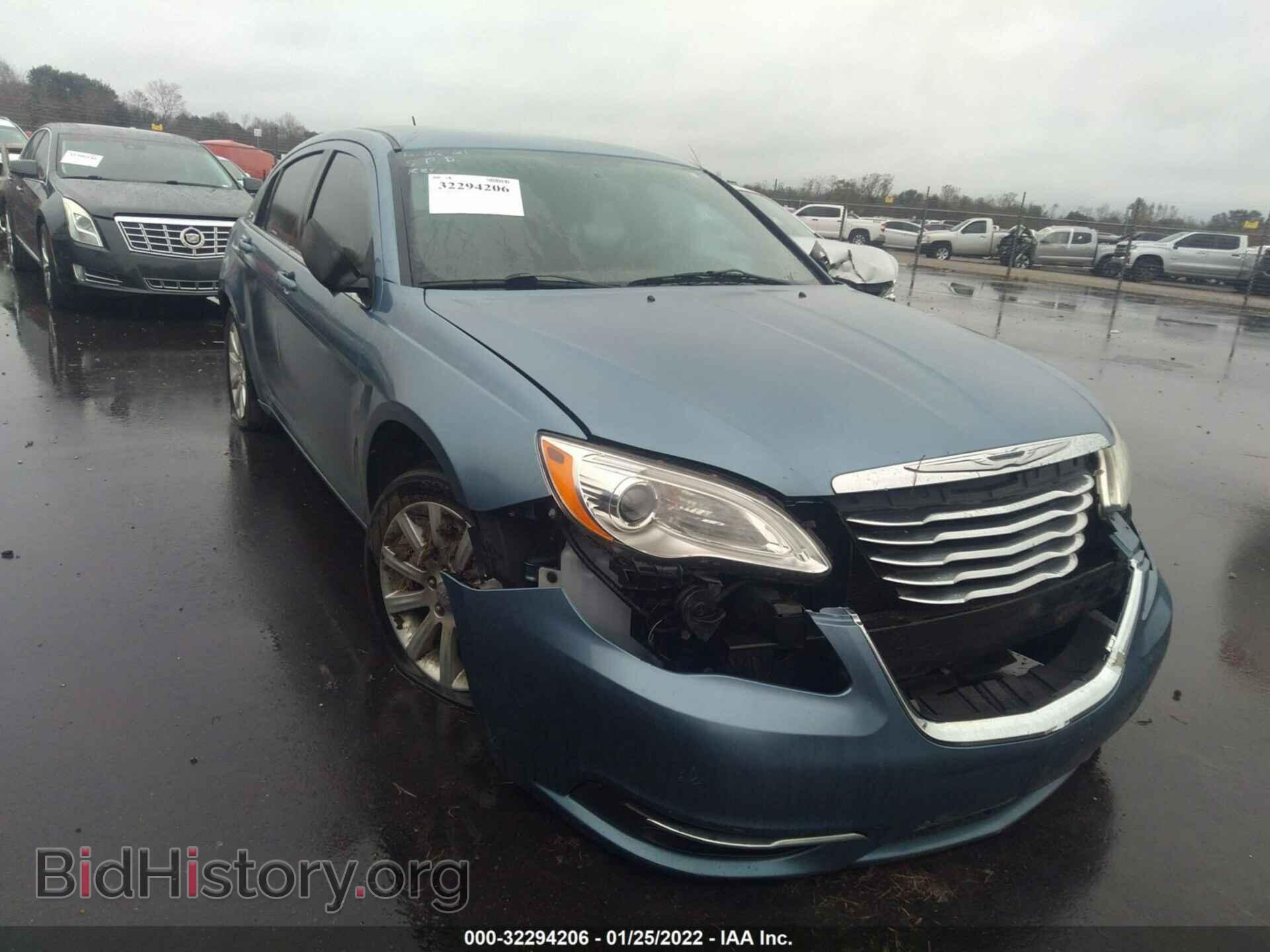 Photo 1C3BC1FB5BN588616 - CHRYSLER 200 2011
