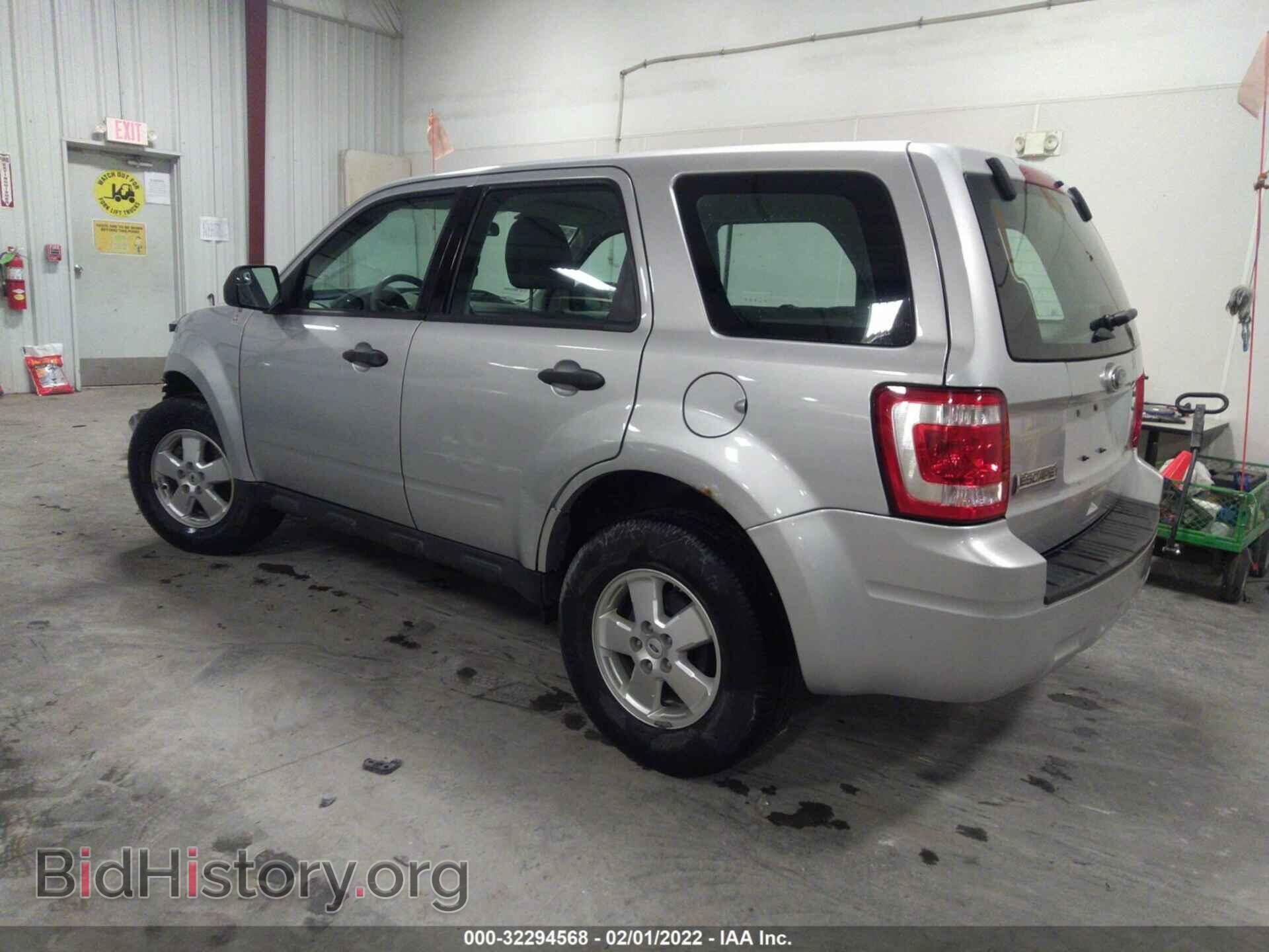 2011 FORD ESCAPE - VIN: 1FMCU9C73BKC49149 - Фото 3