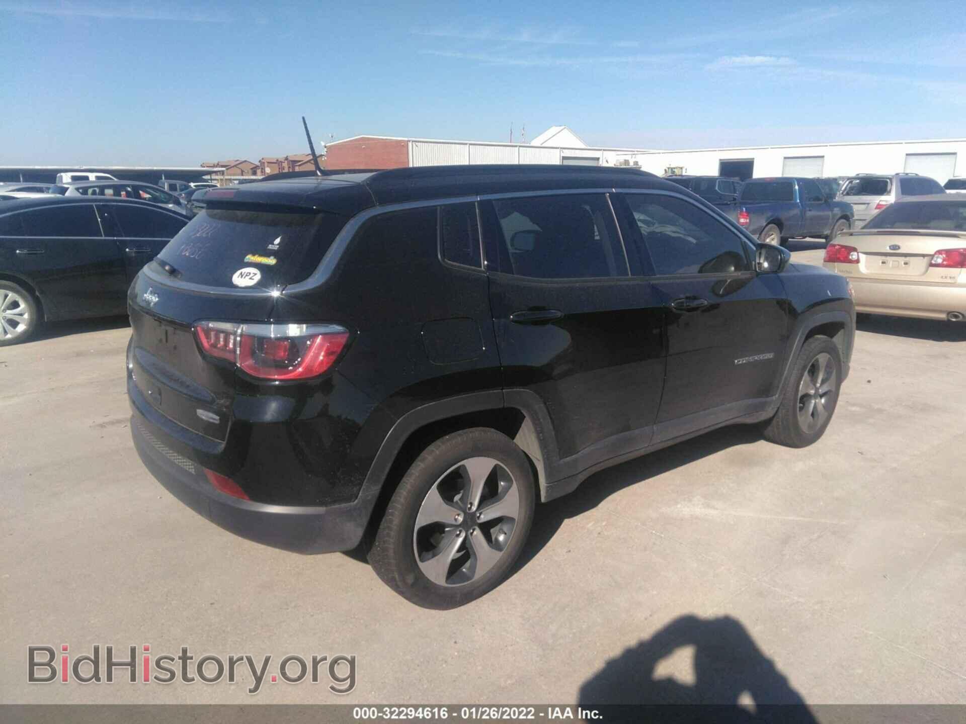 2017 JEEP COMPASS - VIN: 3C4NJCBB2HT658484 - Фото 4