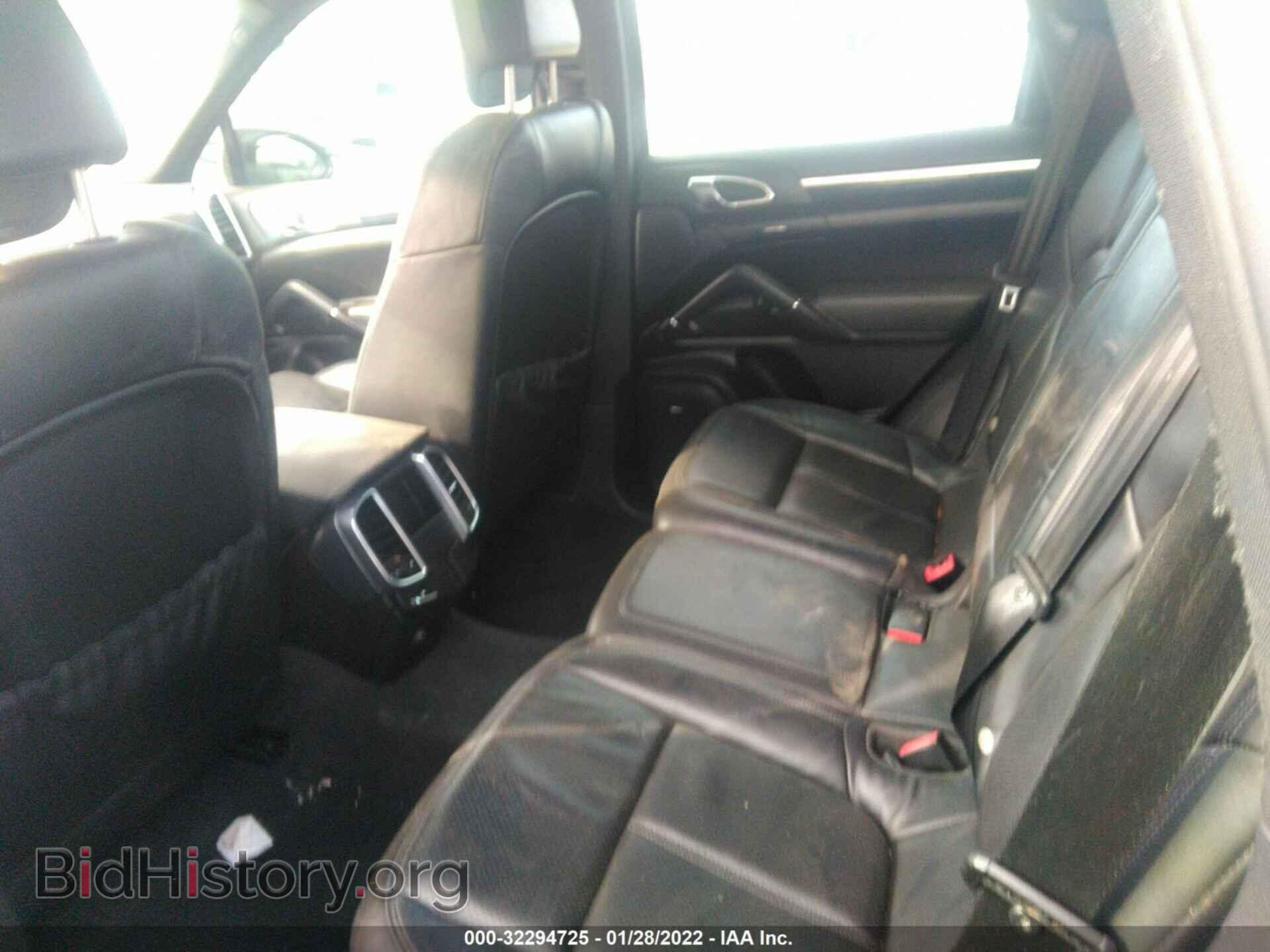 2011 PORSCHE CAYENNE - VIN: WP1AB2A21BLA51503 - Фото 8
