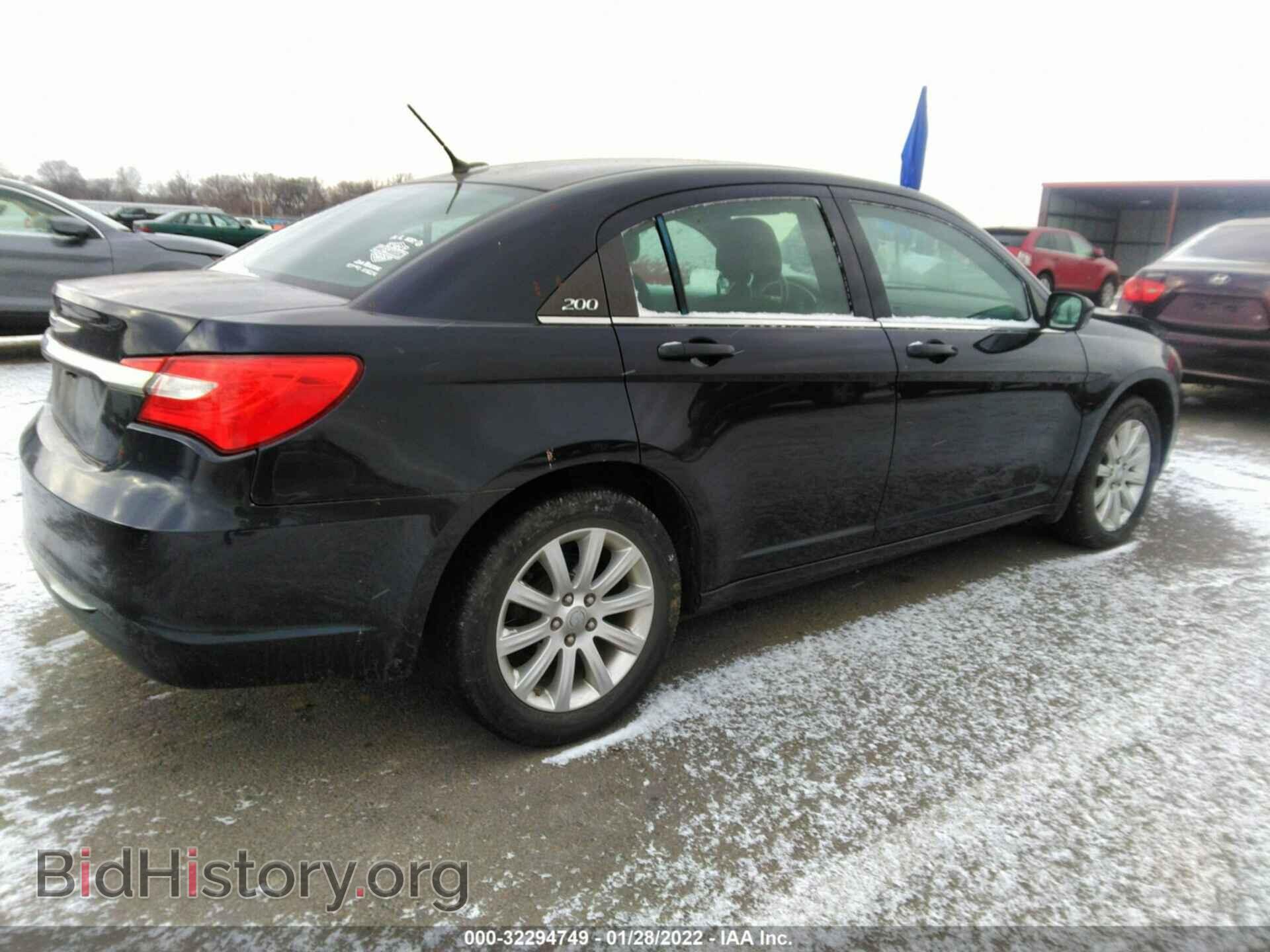2011 CHRYSLER 200 - VIN: 1C3BC1FB8BN594023 - Фото 4